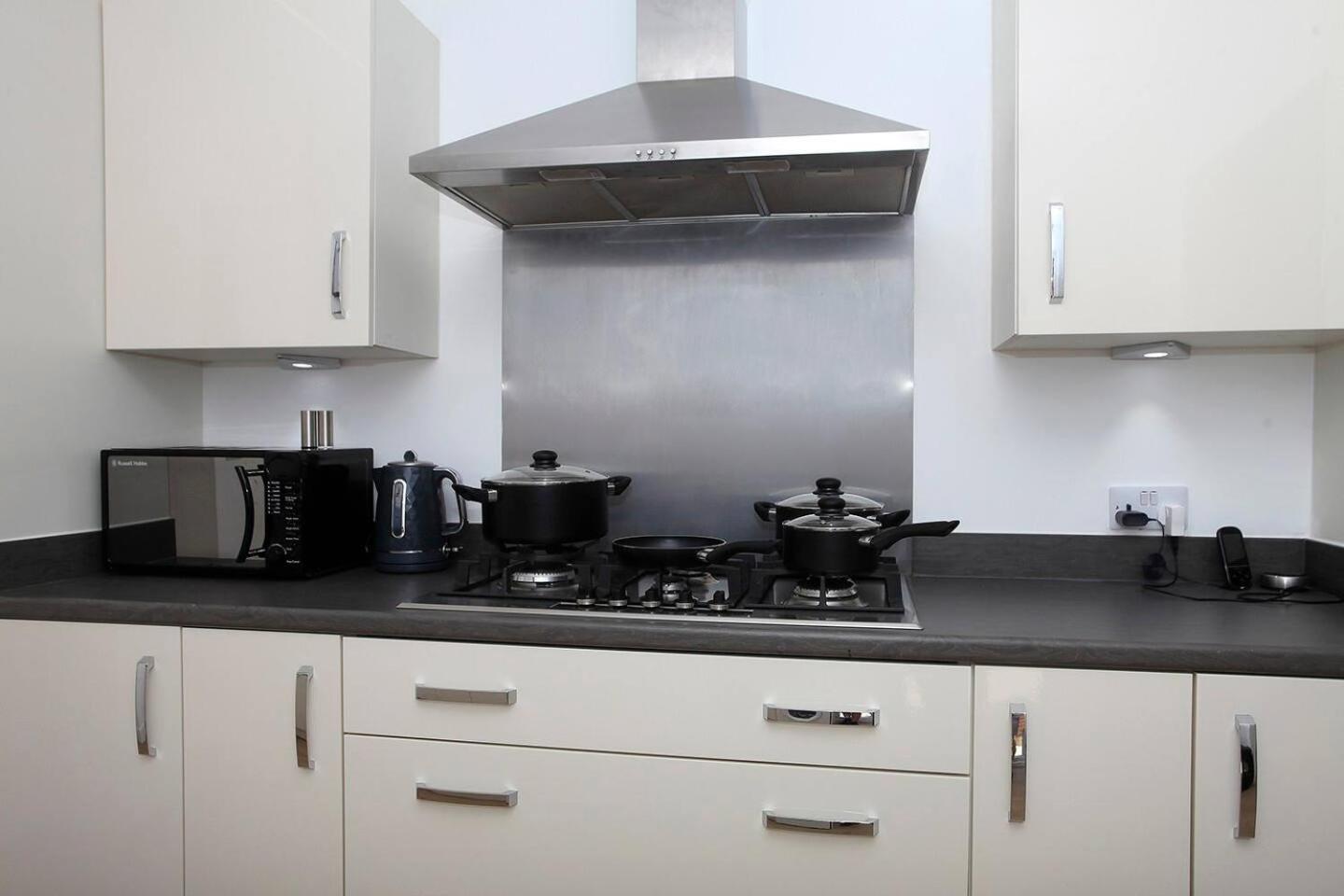 Westfield House Ensuites - Whole