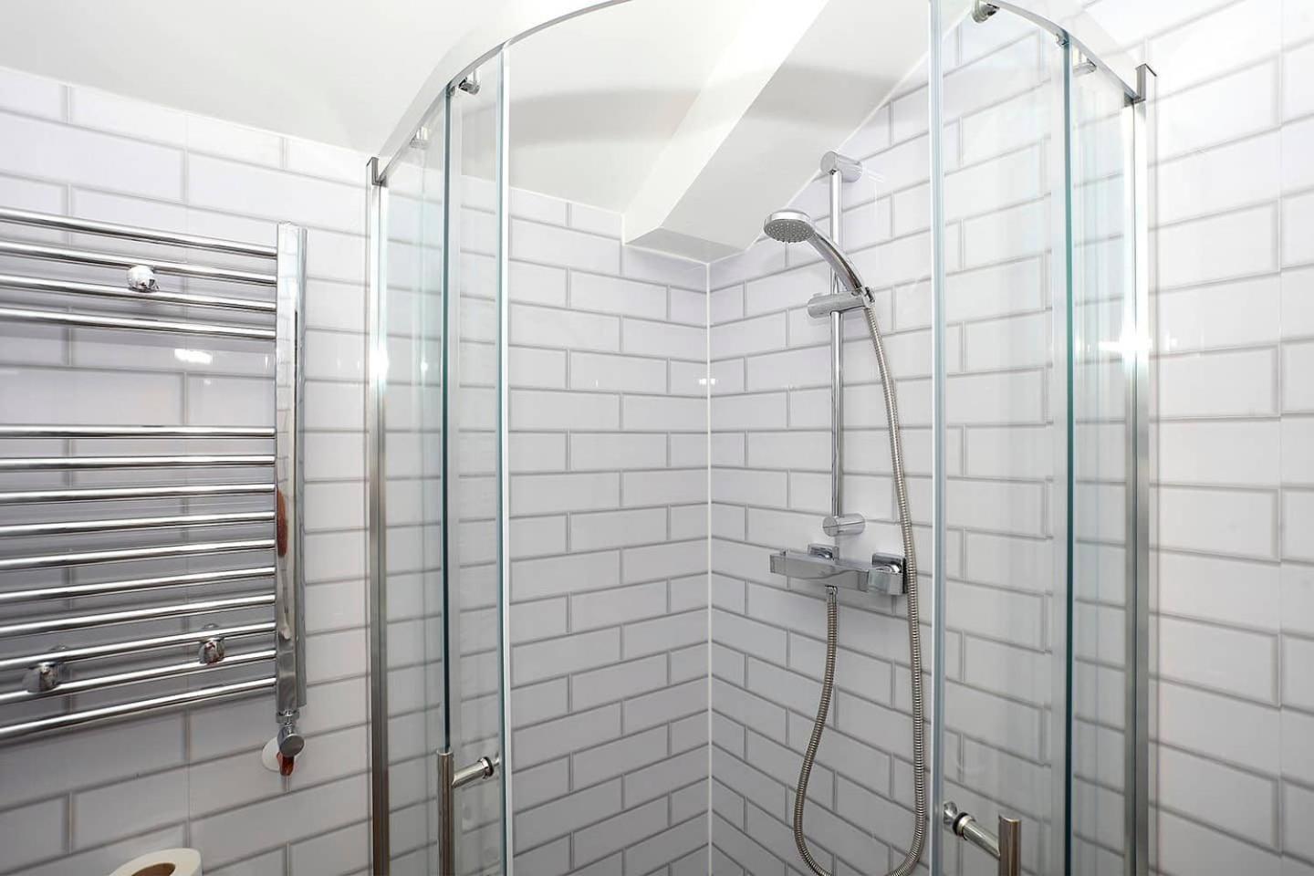 Westfield House Ensuites - Whole