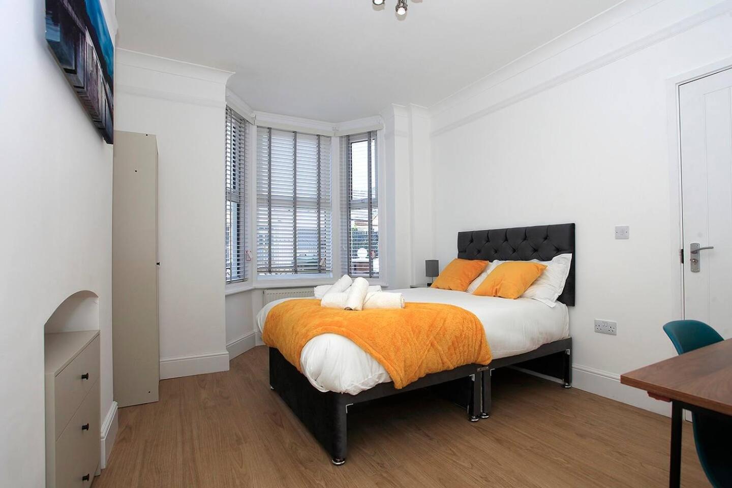 Westfield House Ensuites - Whole