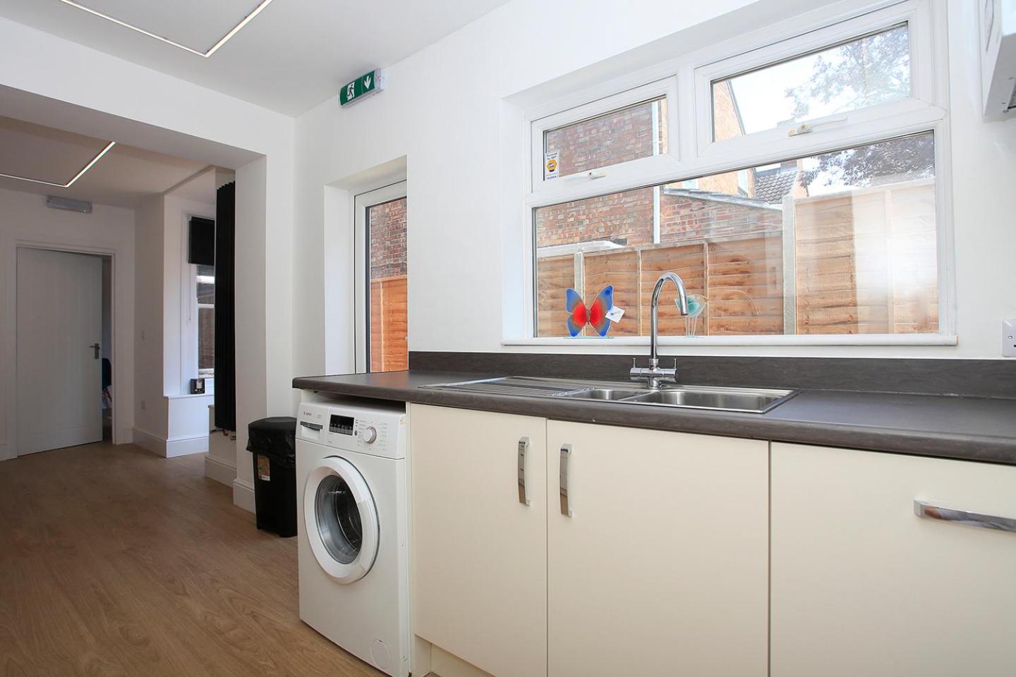 Westfield House Ensuites - Whole
