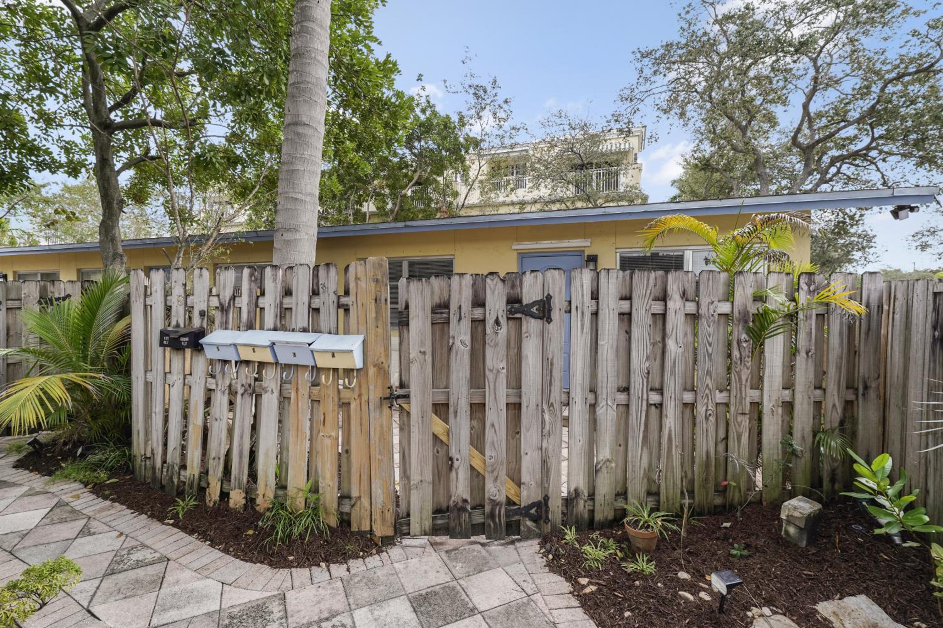 Lovely 1 Bedroom - Just Beachy By Pmi view 3