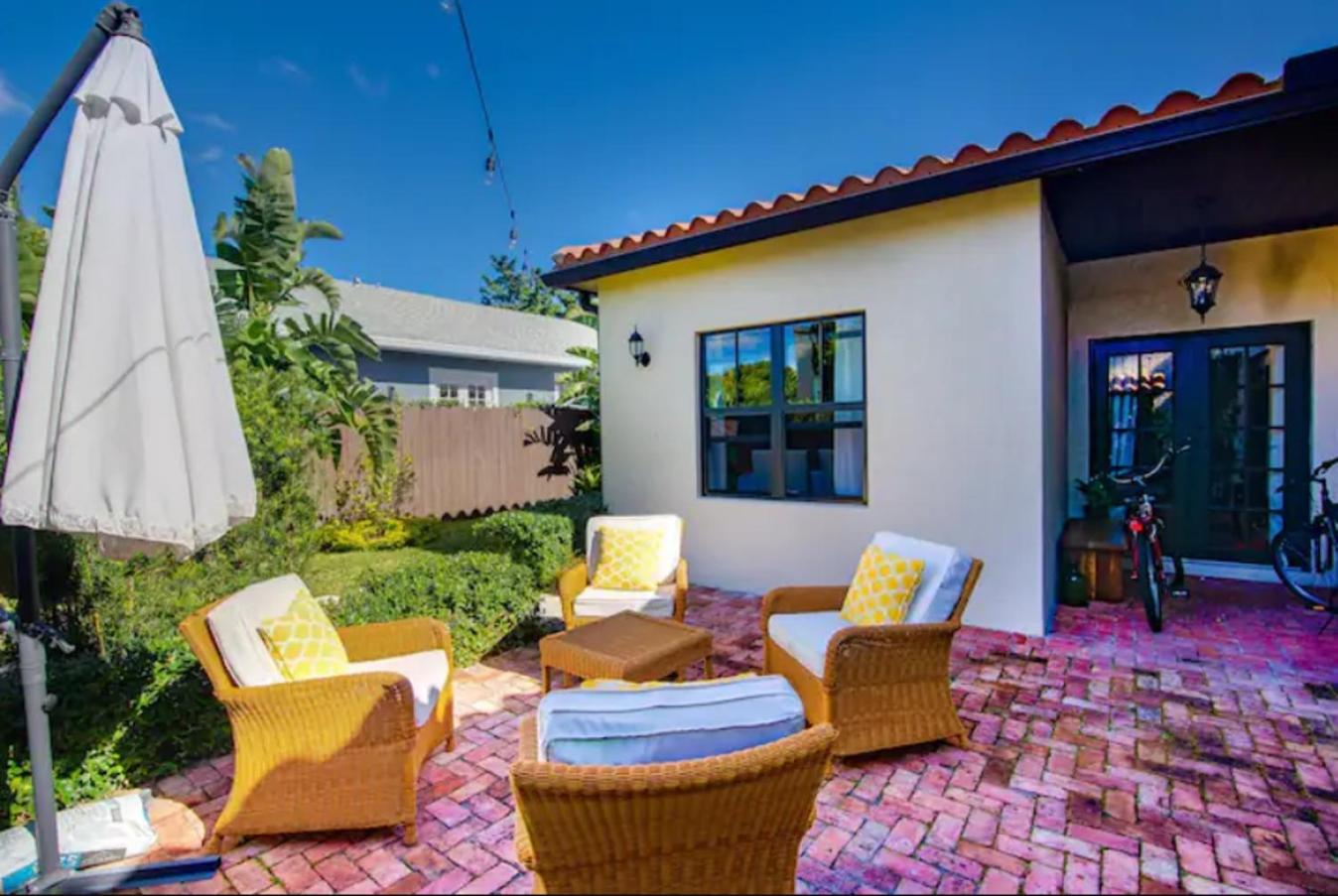 Elegant 4BR Home Guest House Private Yard view 2