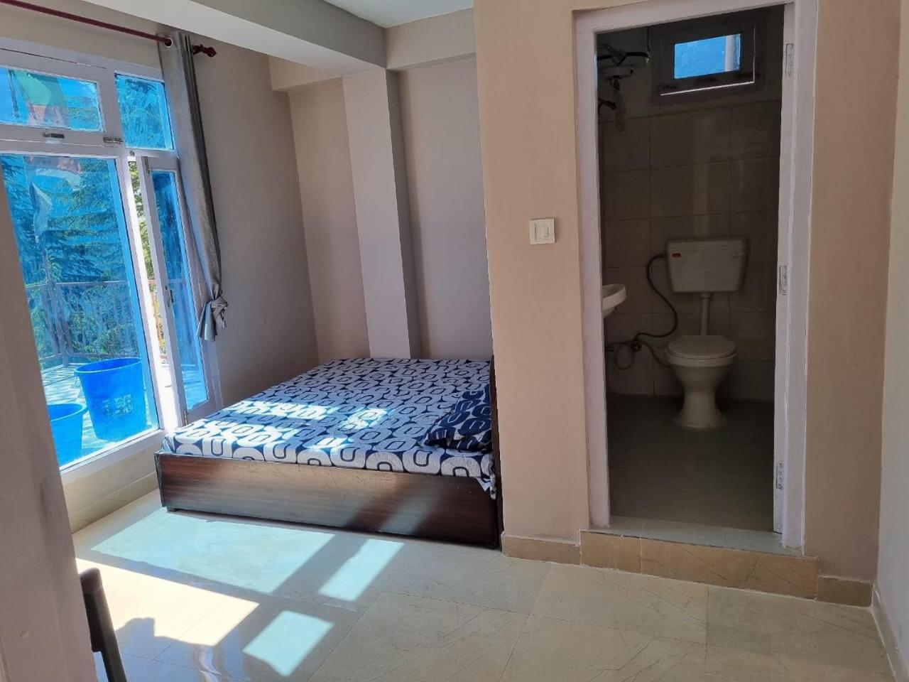 ABHIKESH Homestay