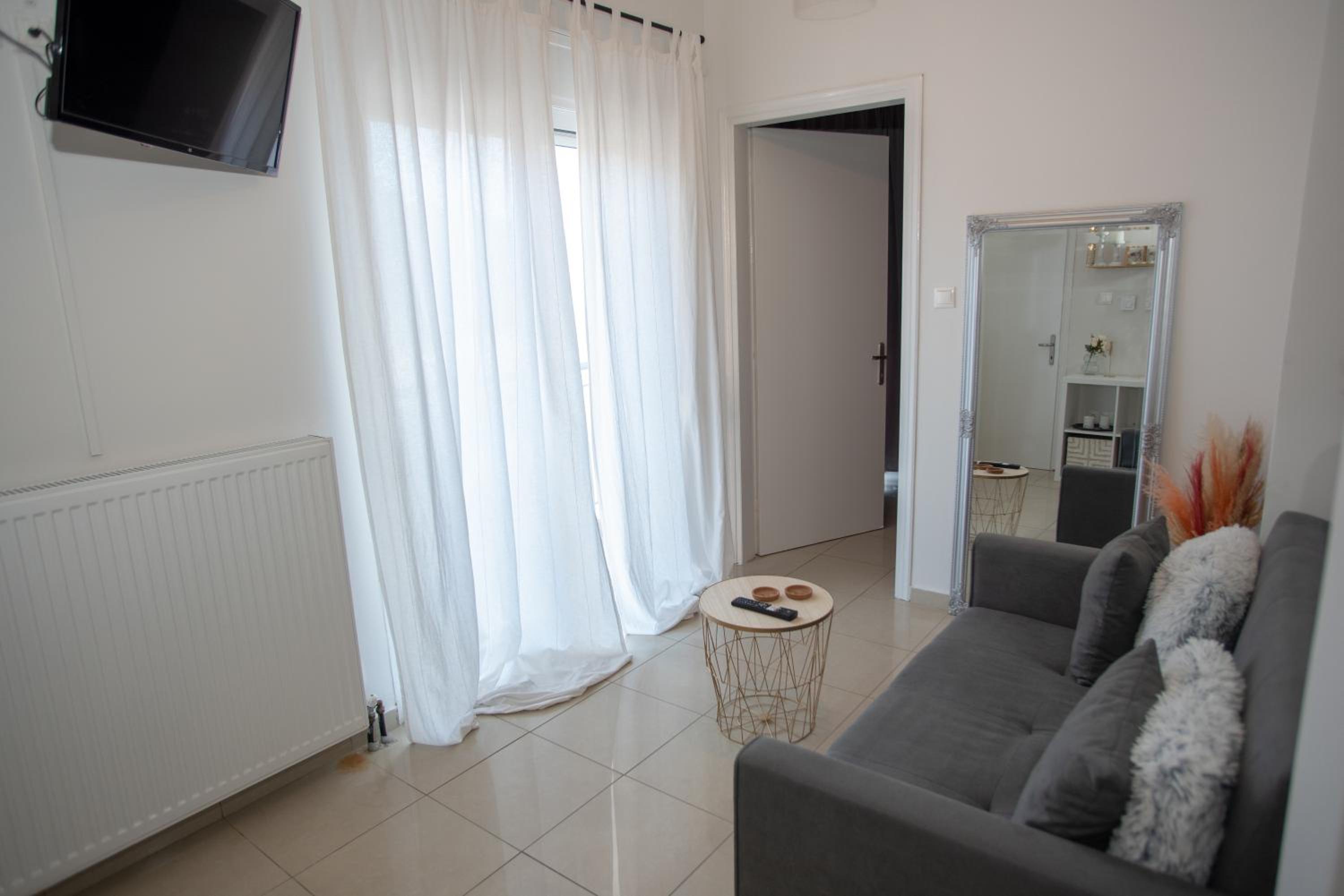 Anavros Rooms
