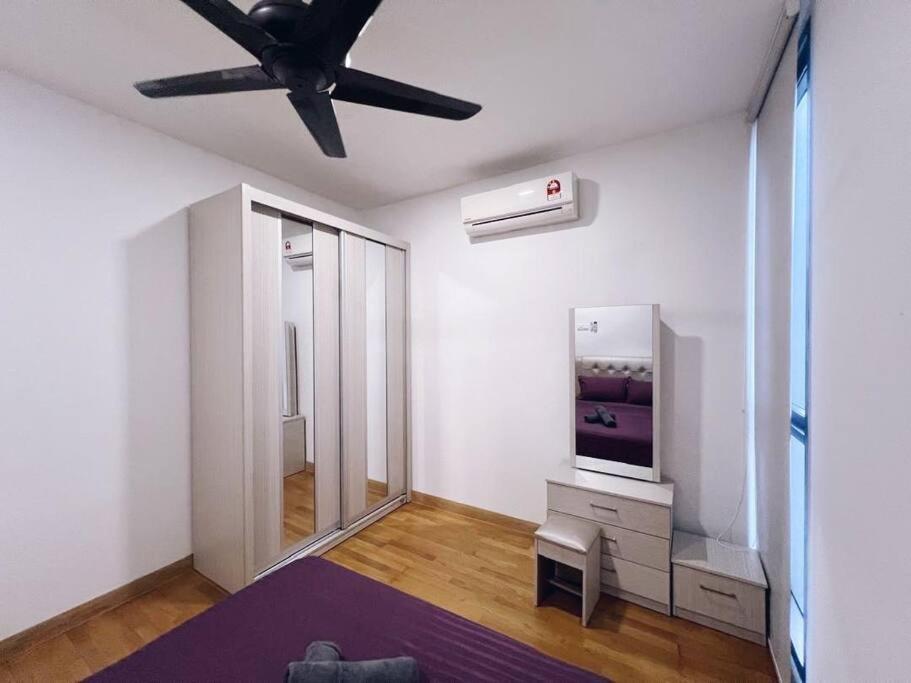 PROMO Connected train 3 Bedrooms - Above Mall 25