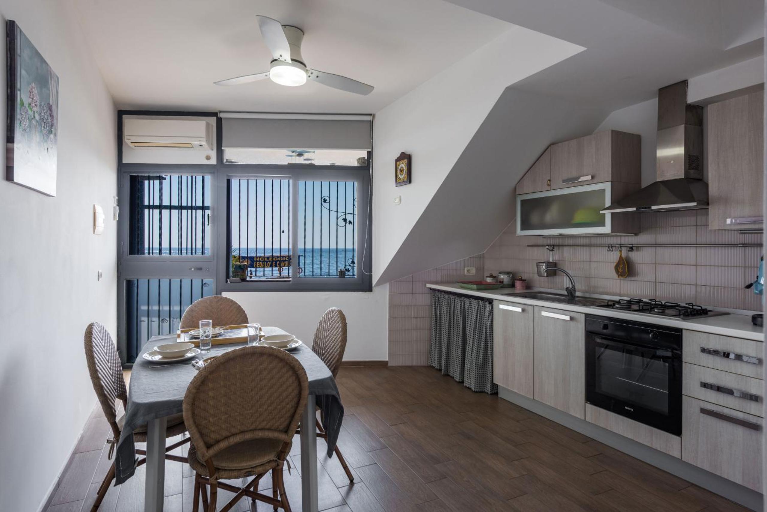 Lachea Seaview Studio by Wonderful Italy view 5