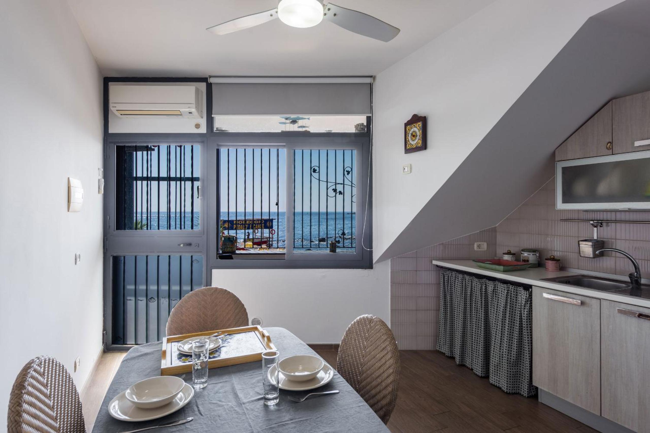 Lachea Seaview Studio by Wonderful Italy view 3