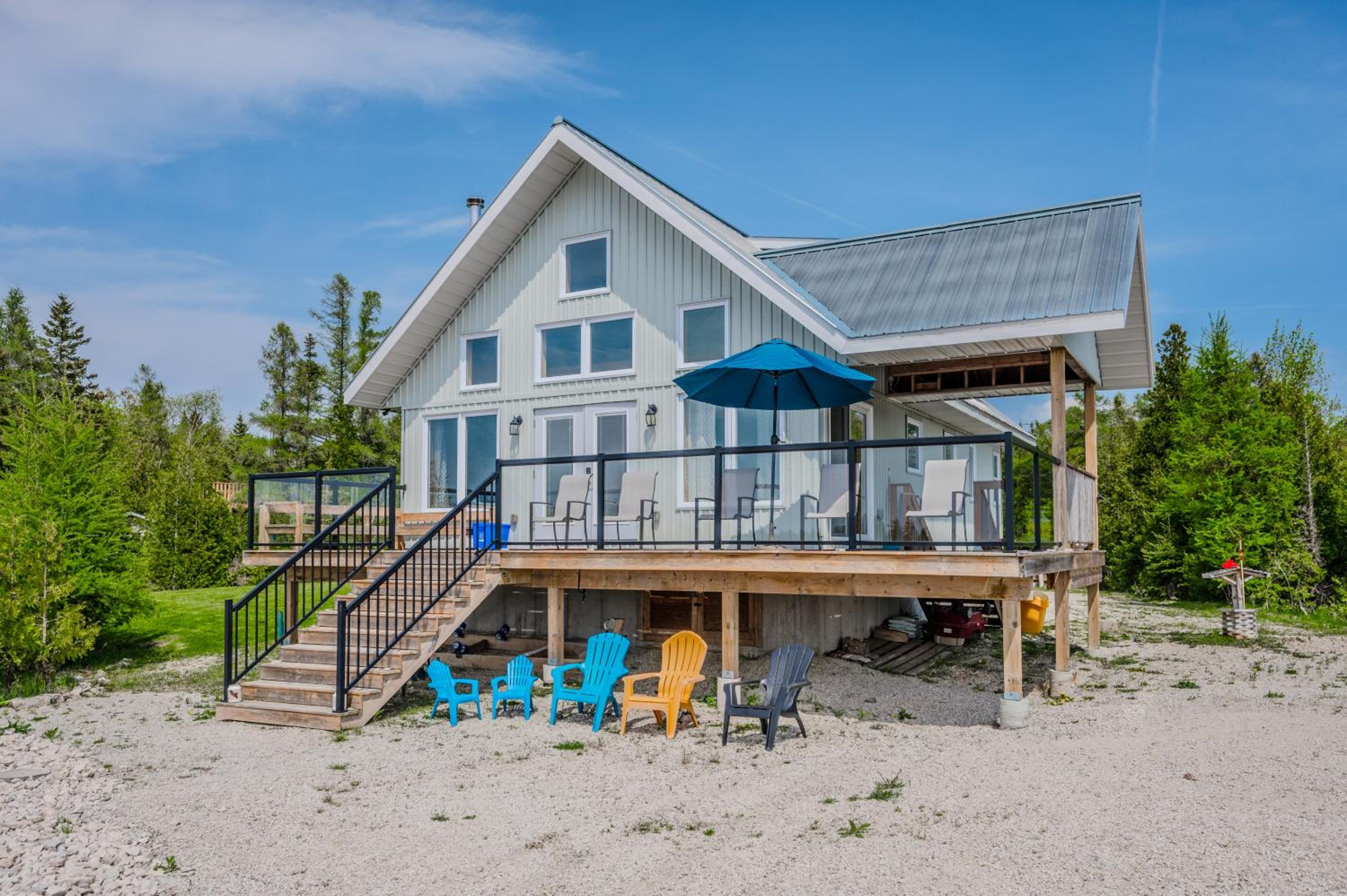 Elysium Private Waterfront Escape