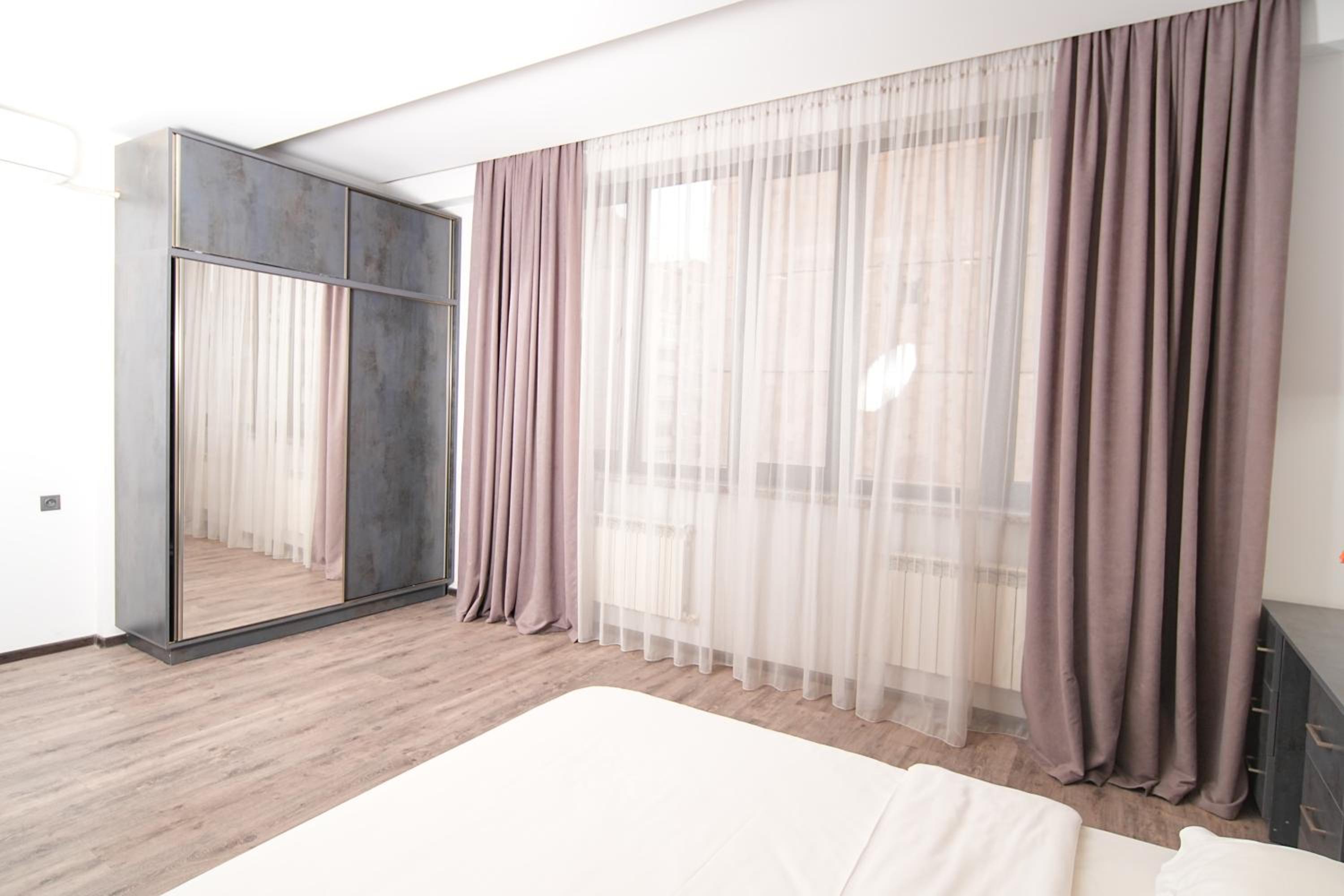 Elegant Suite in the heart of Yerevan by Sweet Home