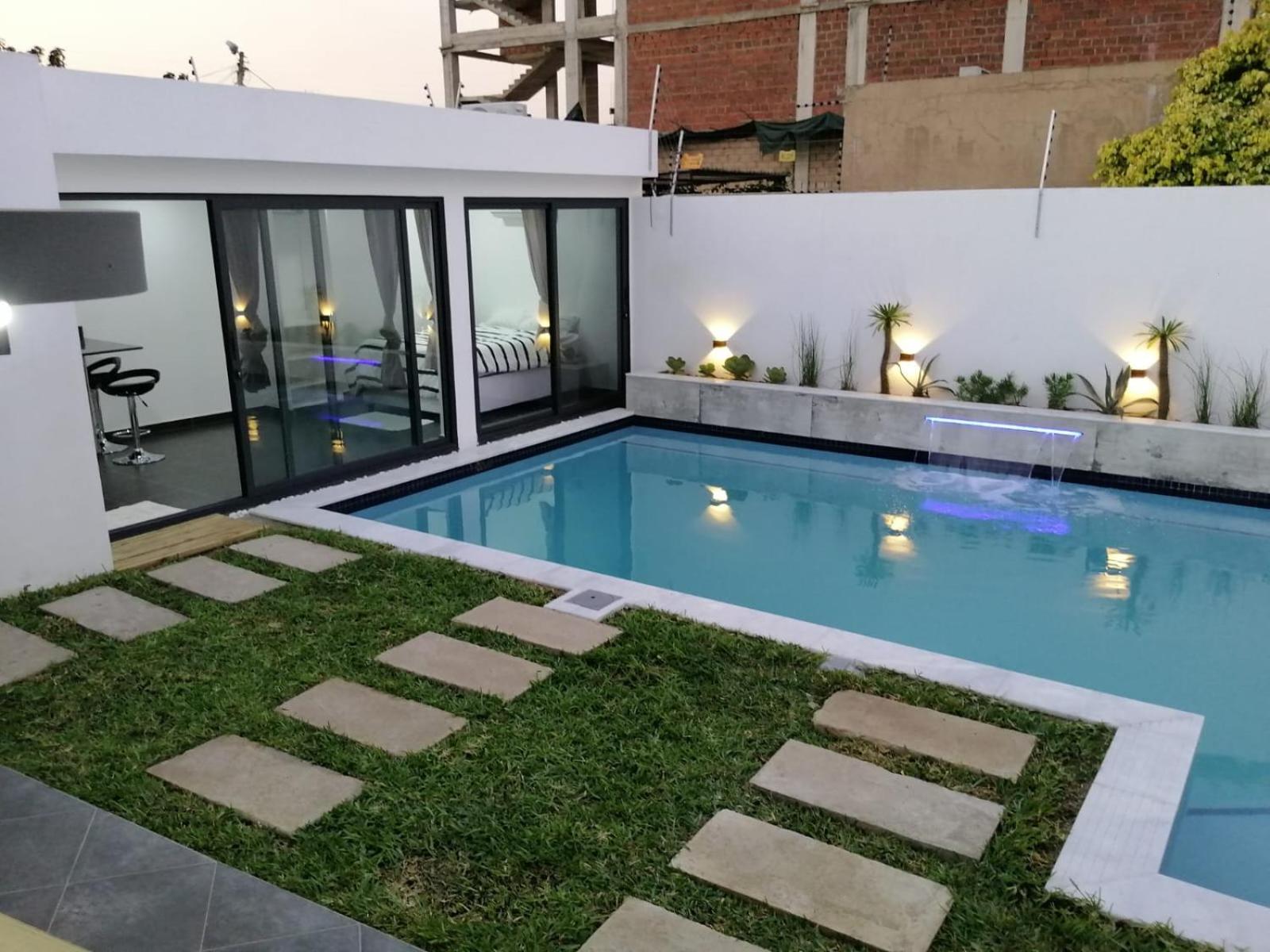 Coastal Beach Apartments view 3