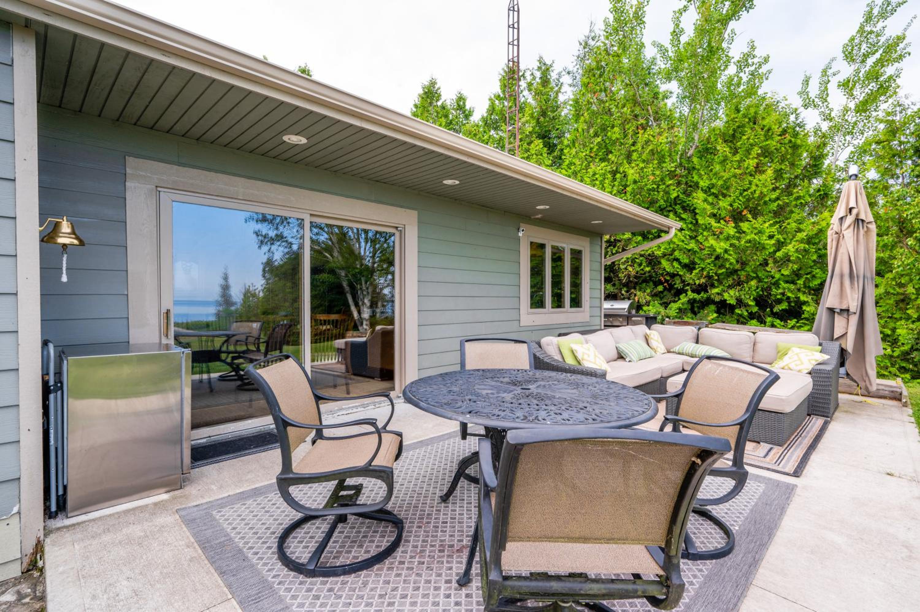 Georgian Legendary Tobermory Retreat With Hot Tub