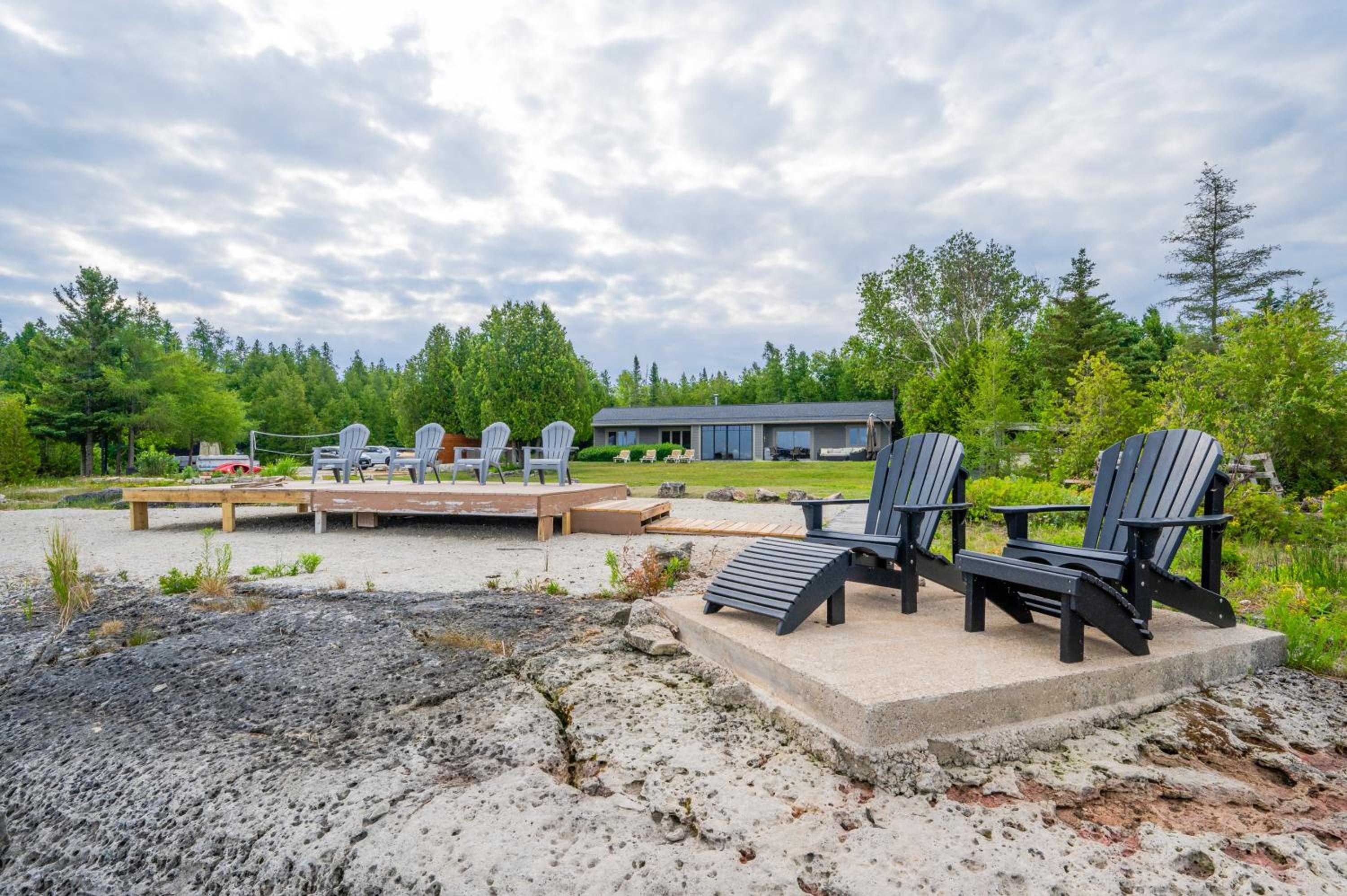 Georgian Legendary Tobermory Retreat With Hot Tub