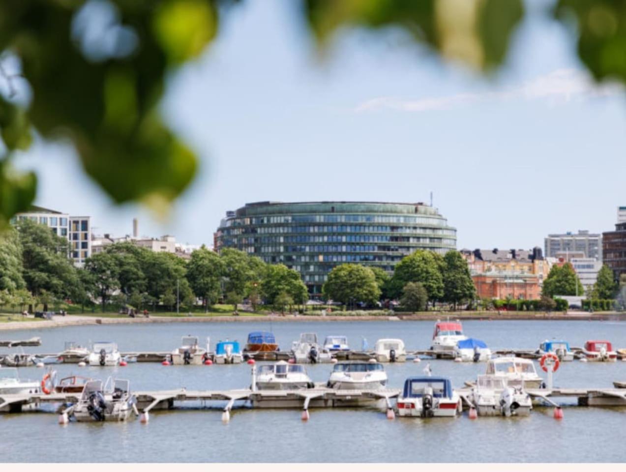 HAKANIEMI luxury apartment Helsinki center, 24h check in view 4