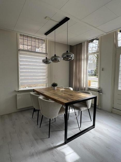 Mooi appartement in centrum dorp view 2