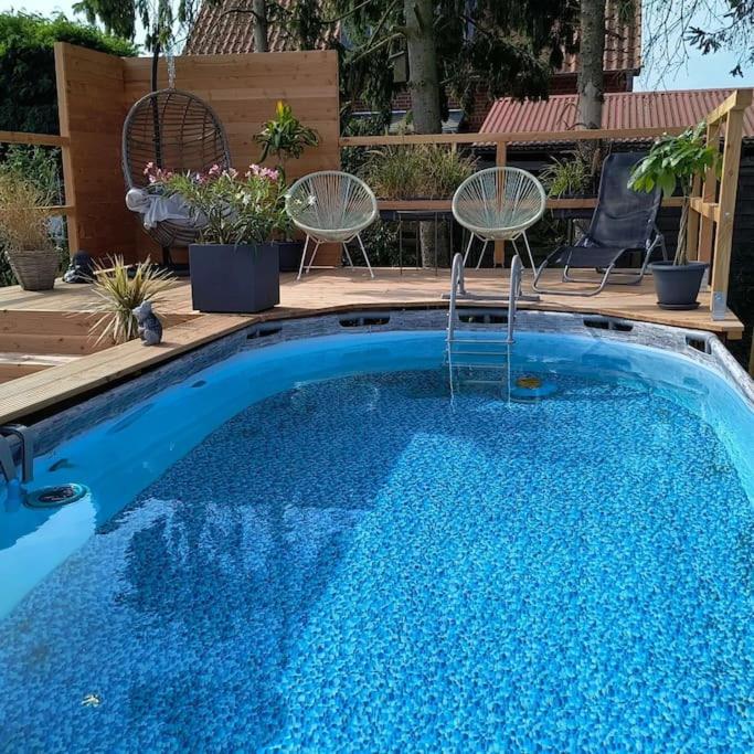 Familienfreundliche große Ferienwohnung mit Pferden, Spielplatz direkt am Haus, Sauna & viel Natur