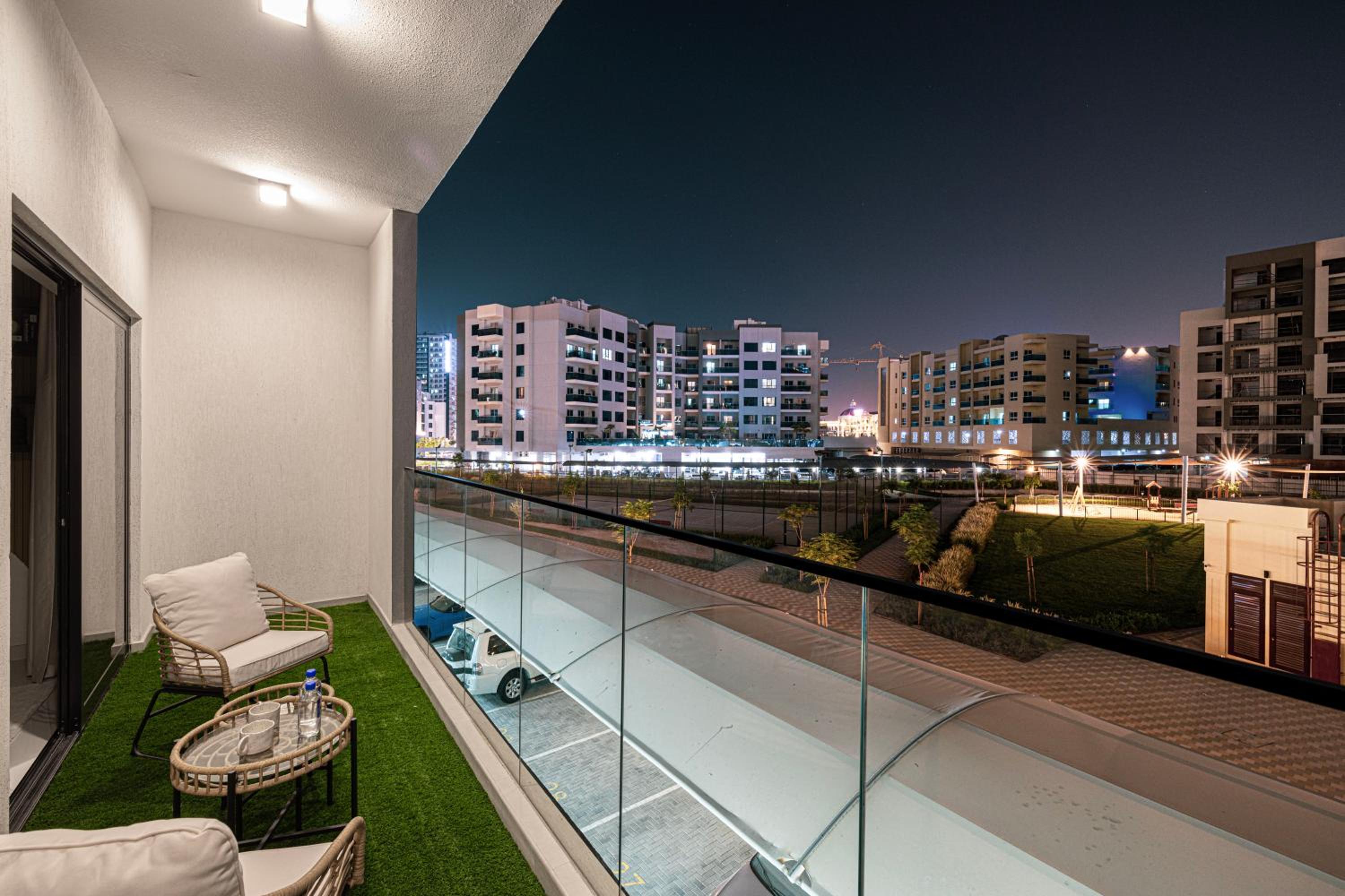 Brand New 1BR with Pool, Sauna & Gym