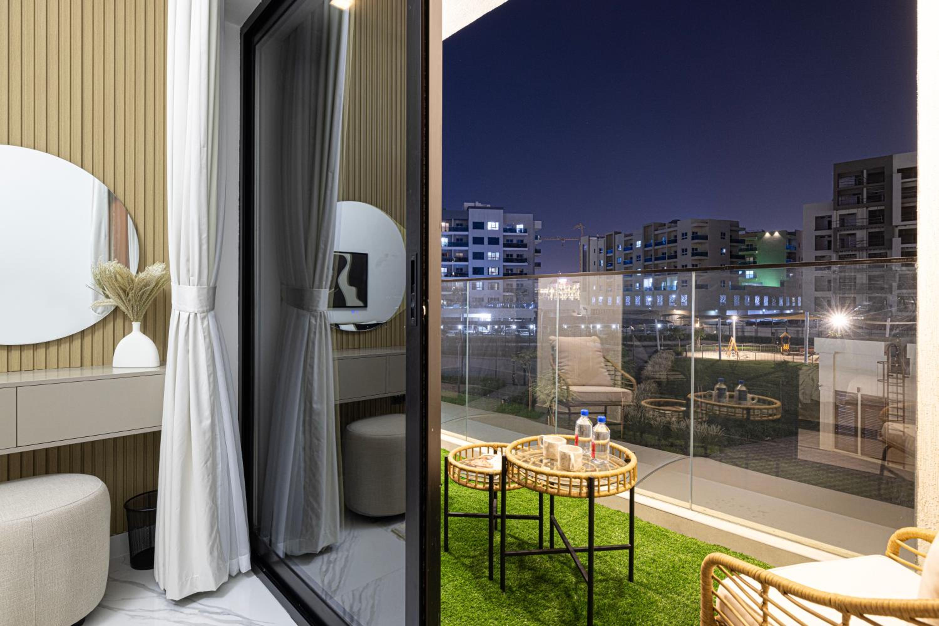 Brand New 1BR with Pool, Sauna & Gym