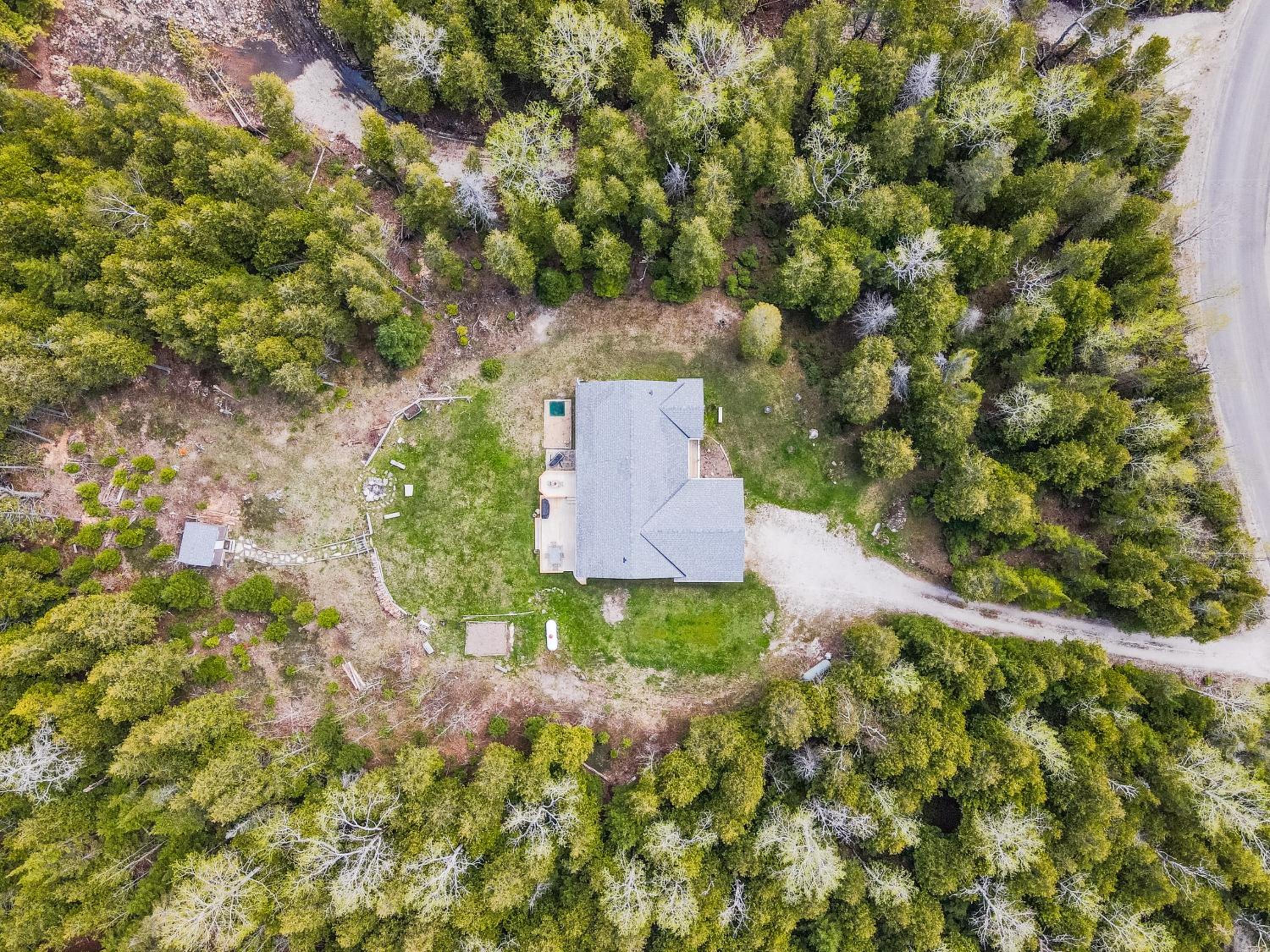Huron Retreat, Near Beach & Pet Friendly