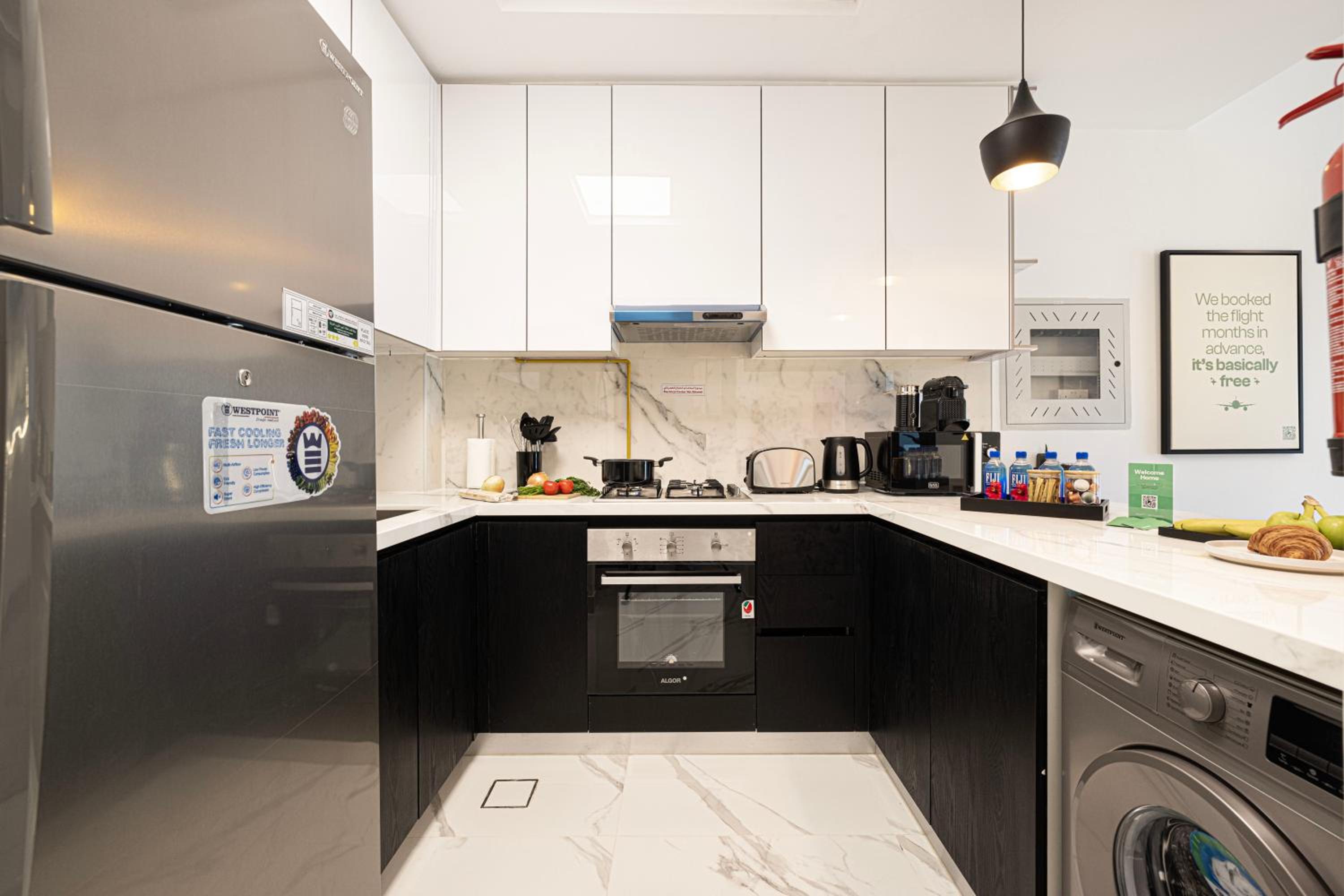 Brand New 1BR with Pool, Sauna & Gym