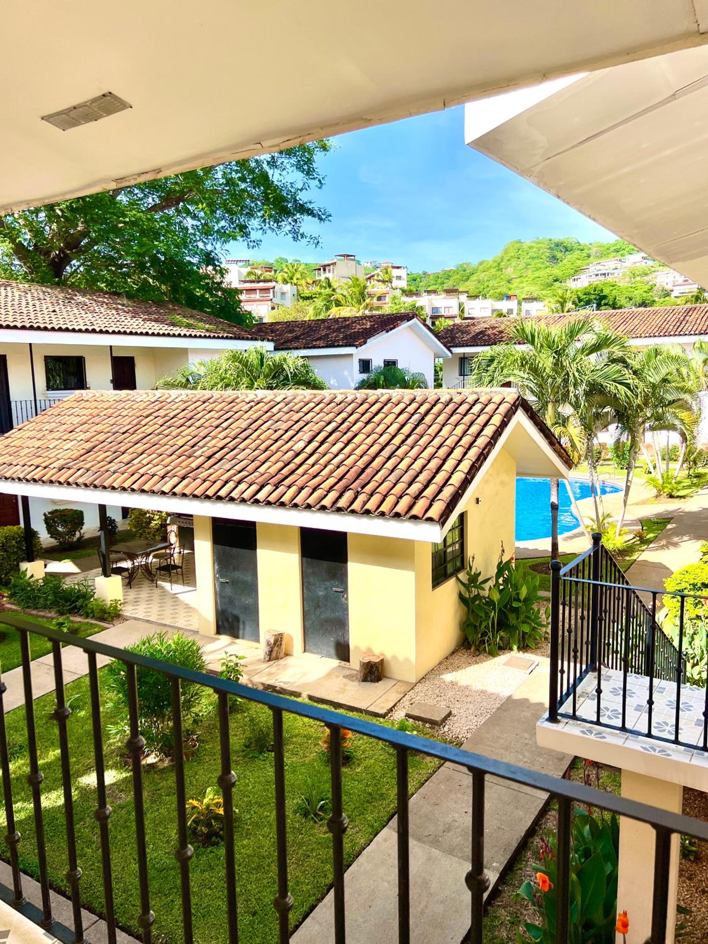 Tropical Beach Second Floor Studio with Hill view