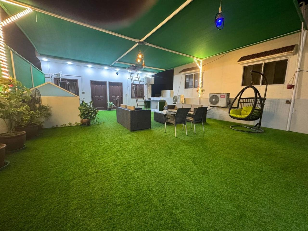 Joher Rooftop Haven-2BR Penthouse in Gulistan e Joher Blk 14 view 3
