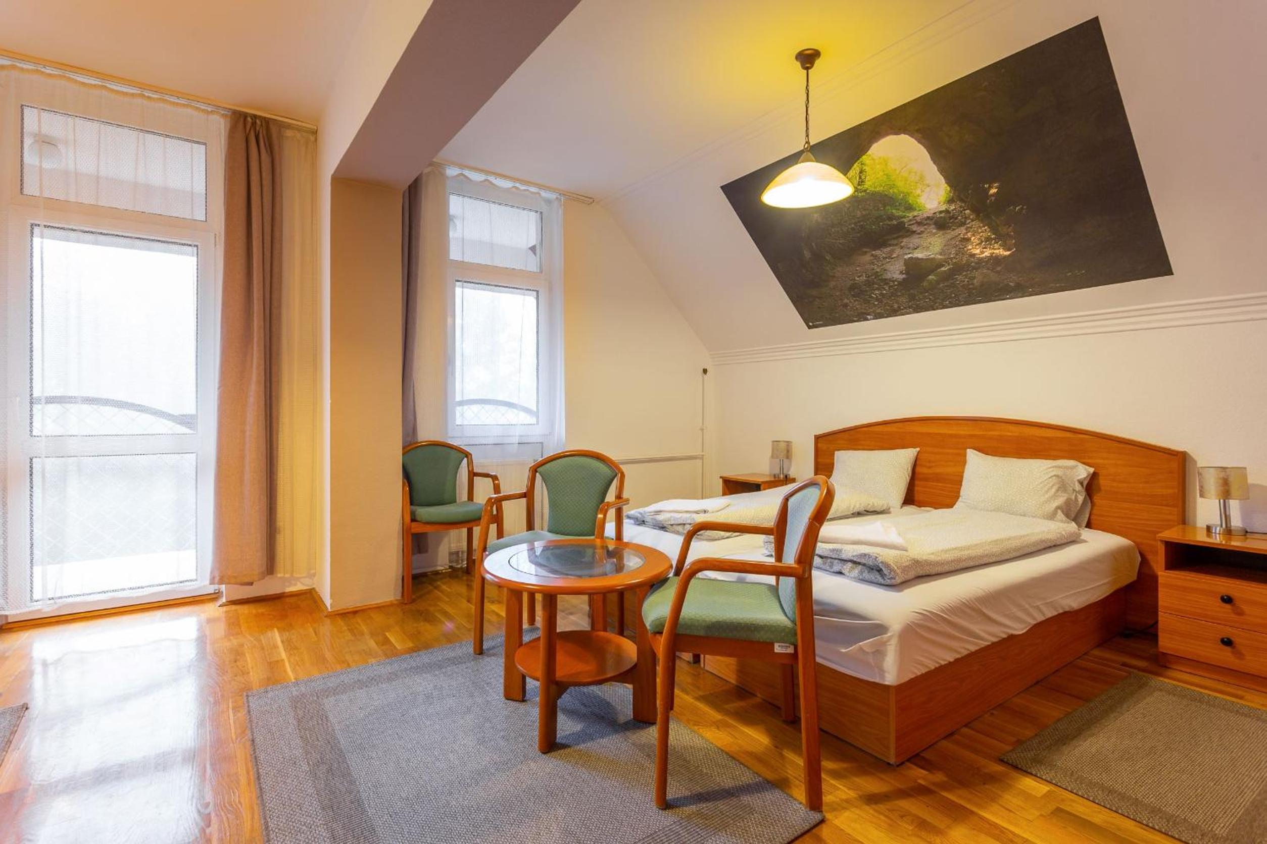 hotel room