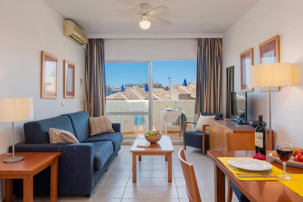 Seafront Apartment Benalbeach