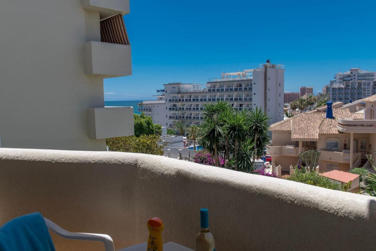 Seafront Apartment Benalbeach