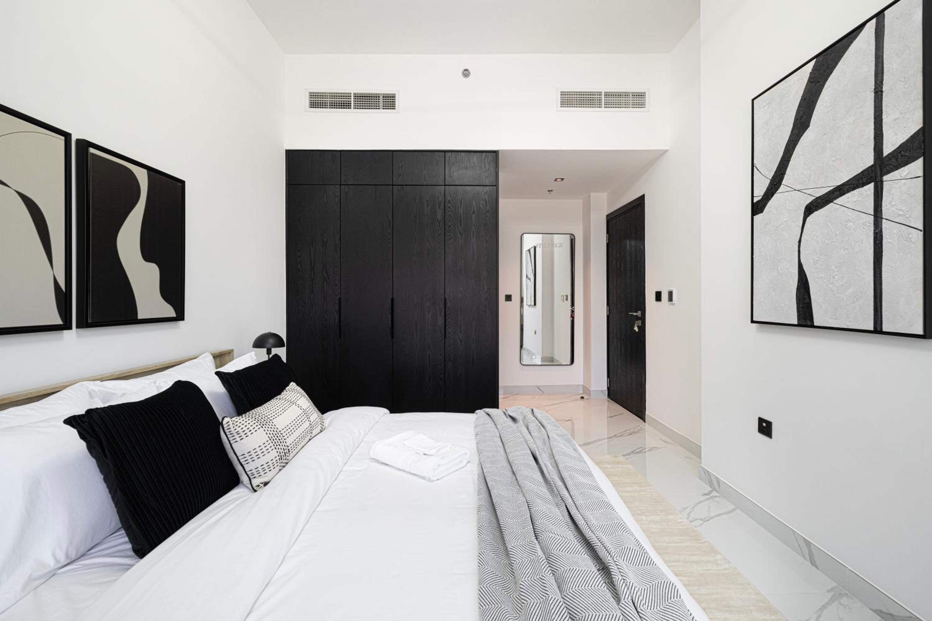 Brand New 1BR with Pool, Sauna & Gym