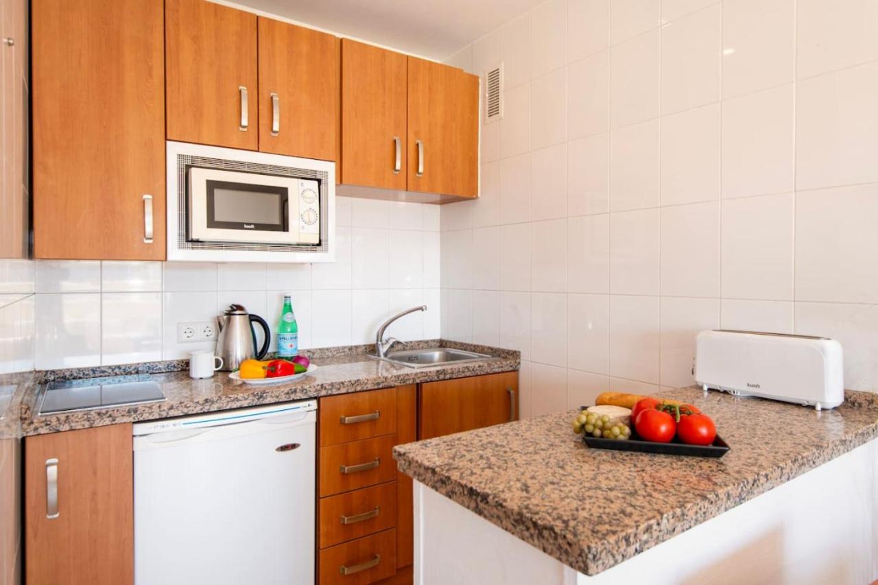 Sunny Side Benalbeach Apartment