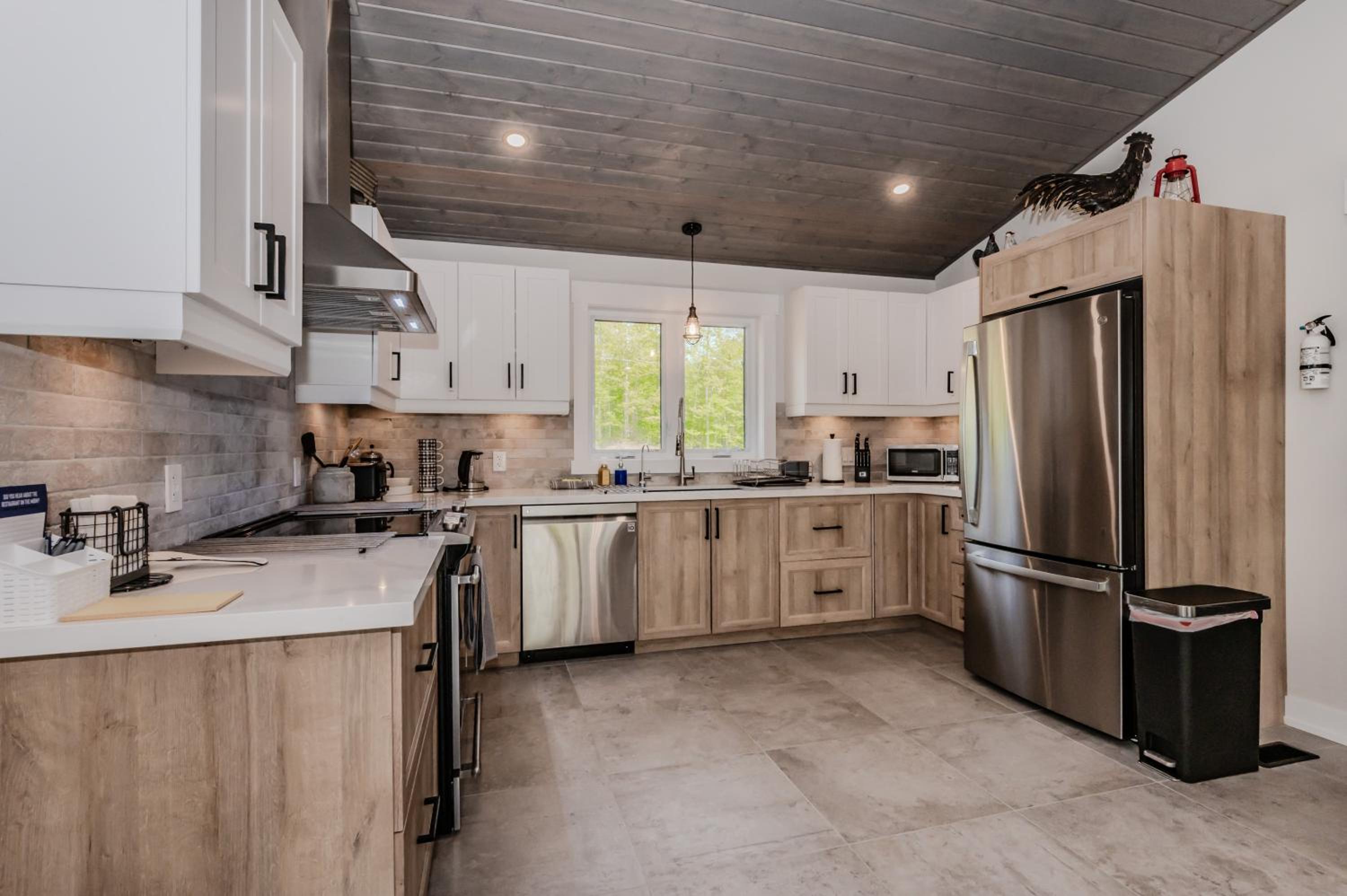 Show Stopping Retreat Near Beaches