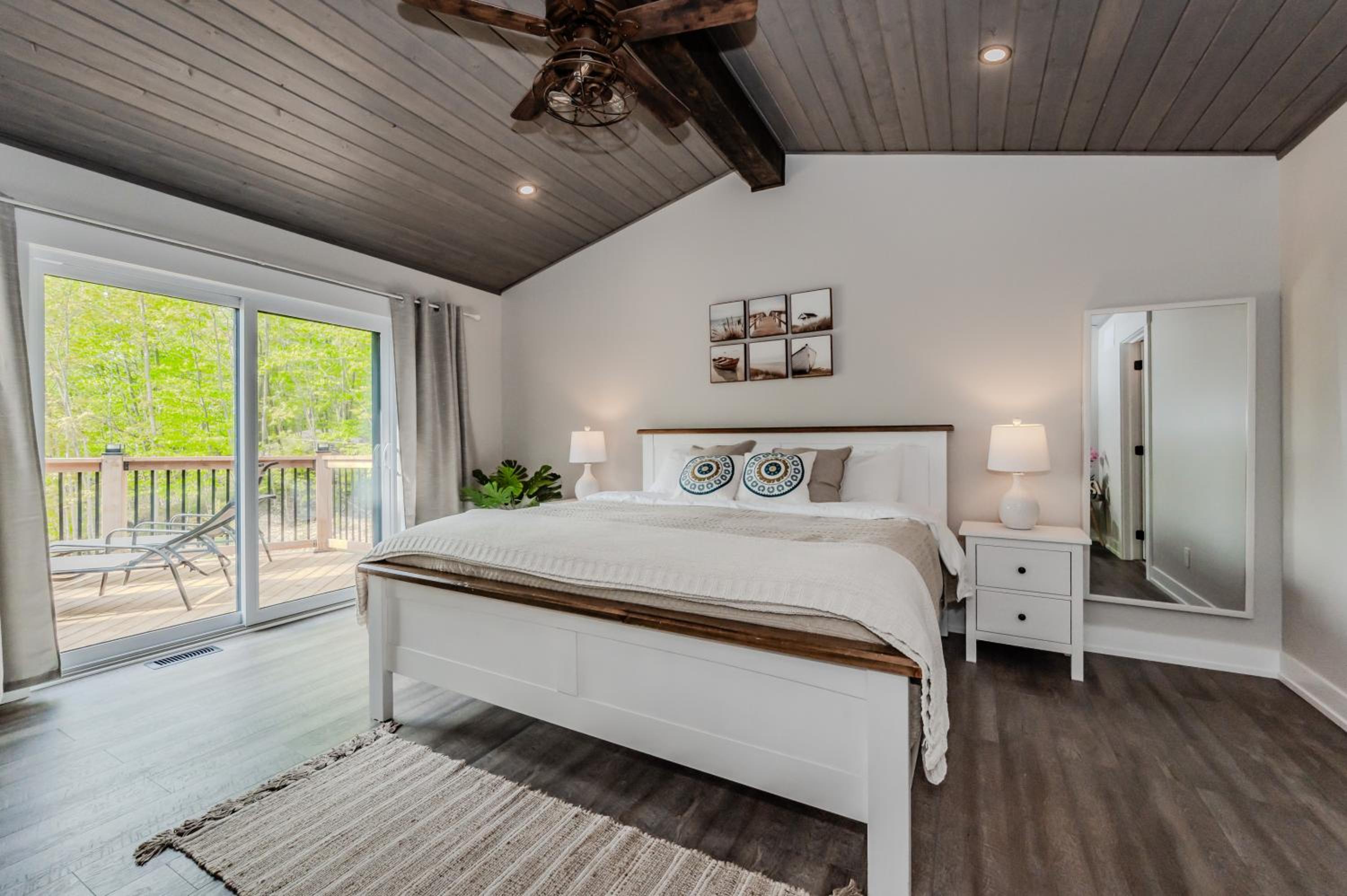 Show Stopping Retreat Near Beaches