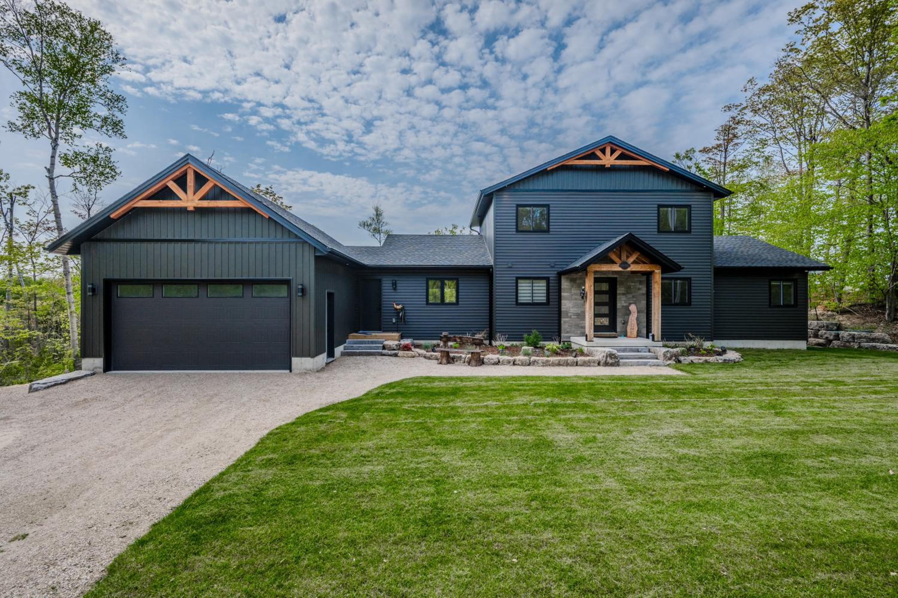 Show Stopping Retreat Near Beaches