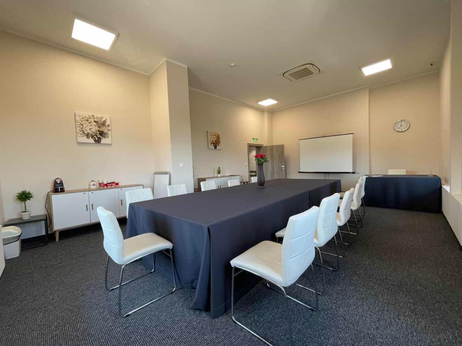 Burgas Residence 504 l Indoor Parking l Breakfast & SPA available