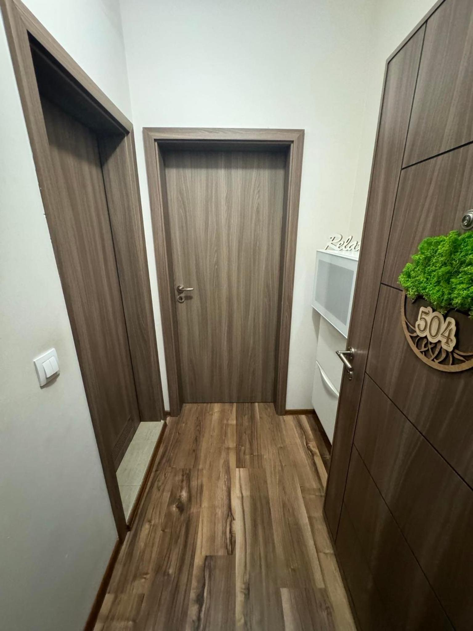 Burgas Residence 504 l Indoor Parking l Breakfast & SPA available