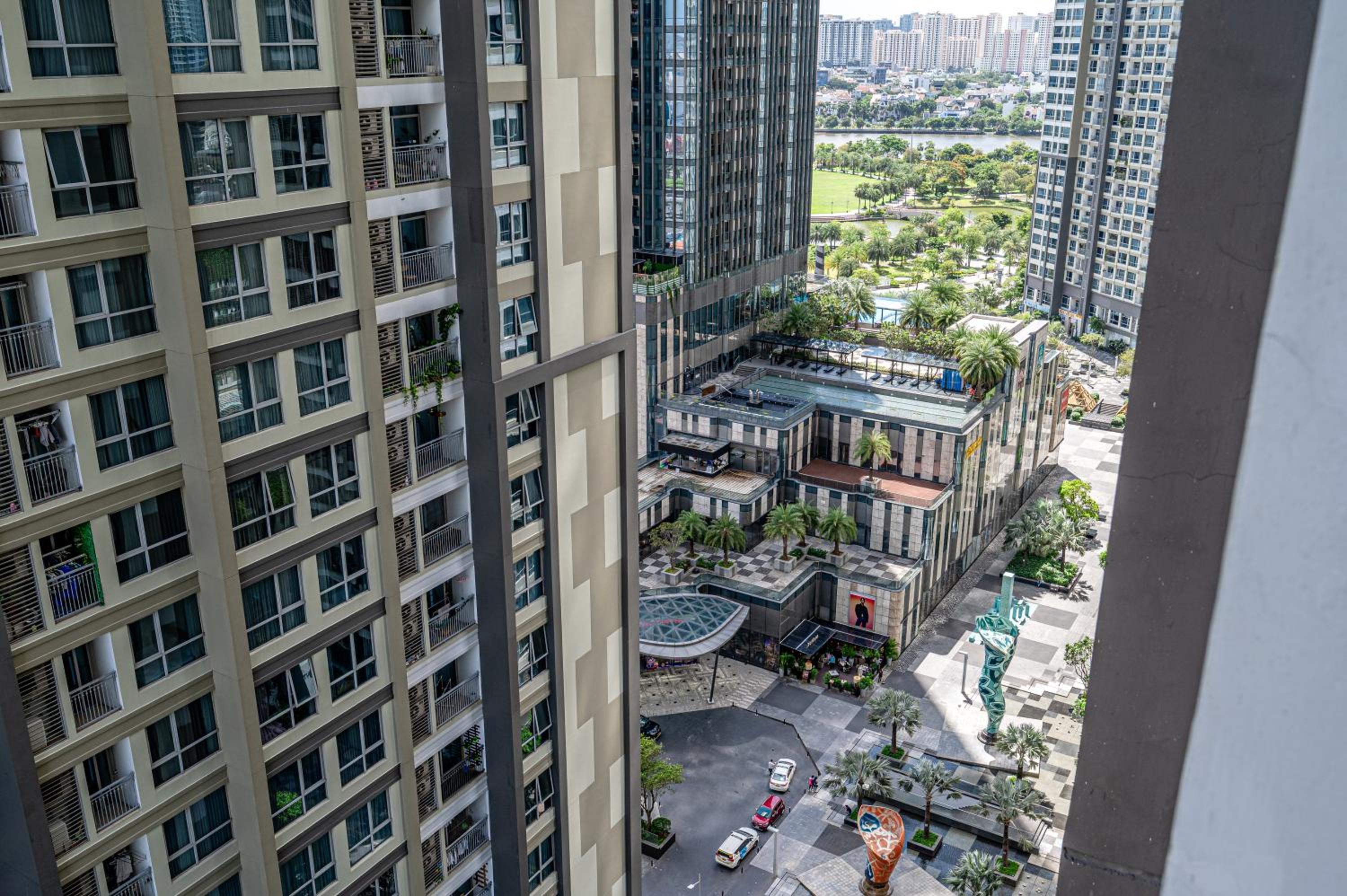 Vinhomes Central Park Premier Apartment