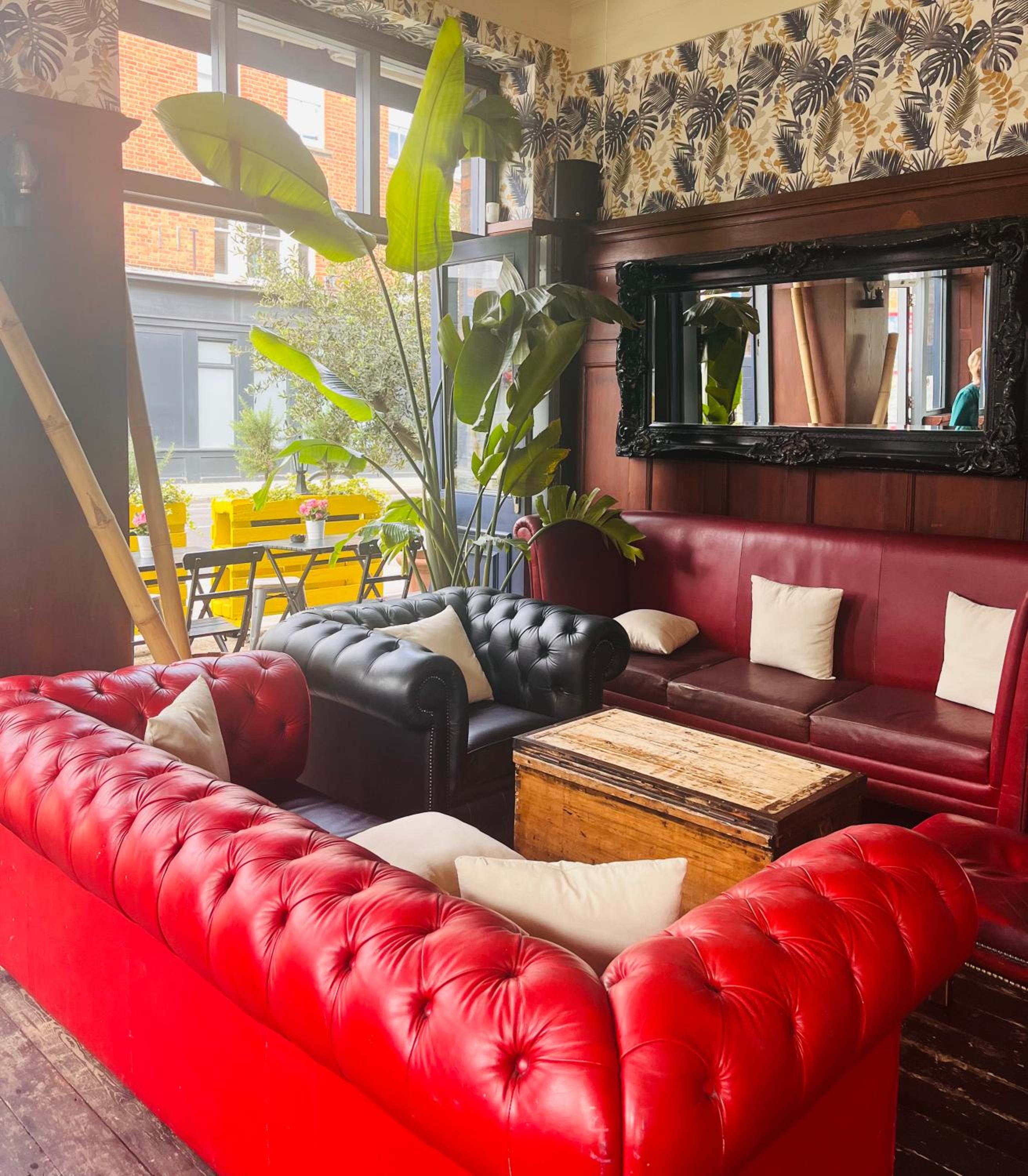 lounge