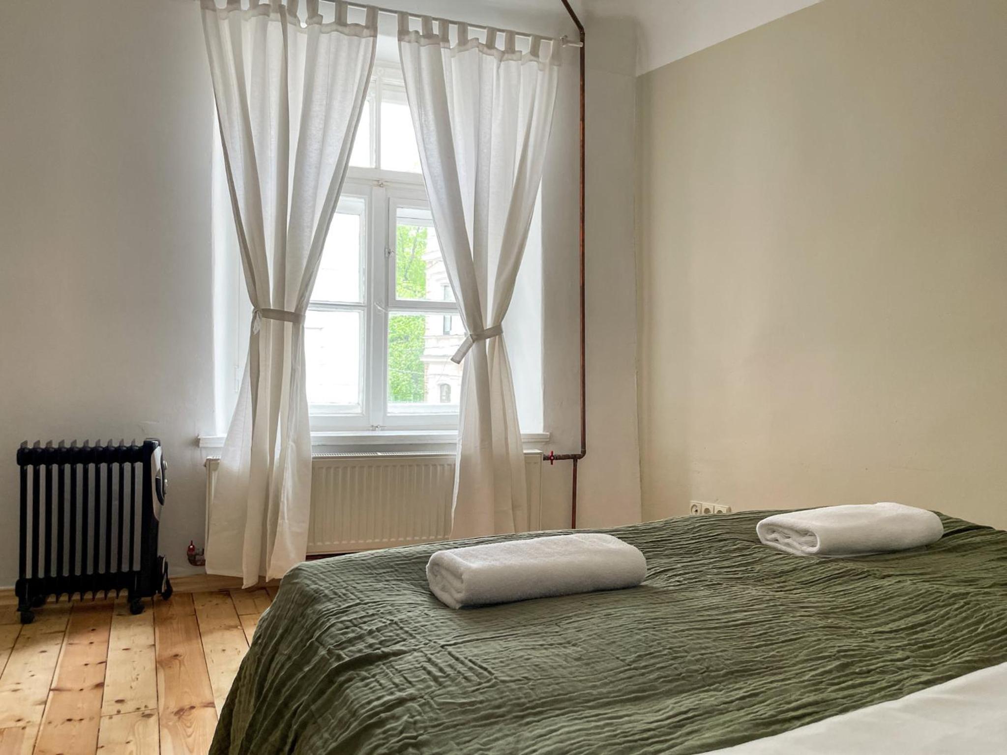 1 bd Old Town apartment - 2 min from Dome Church view 5