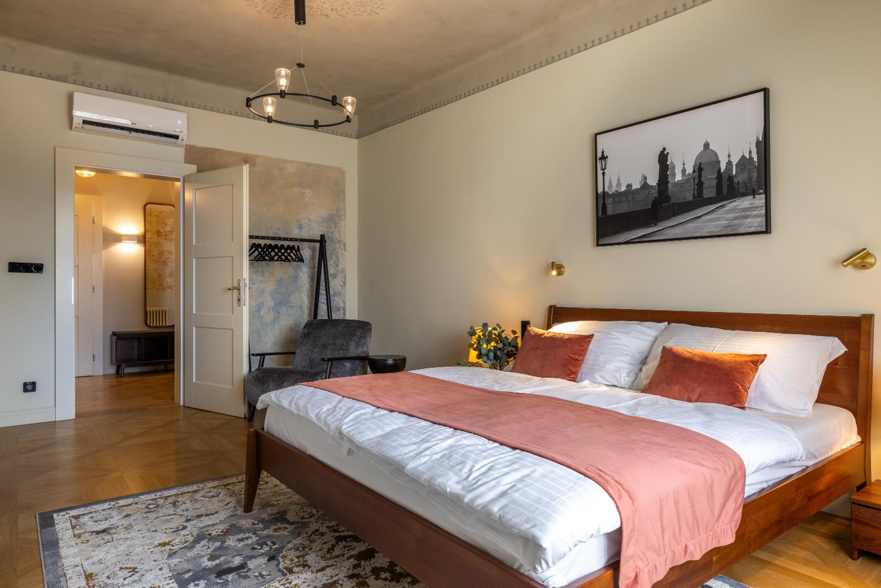 Luxury 2BR Apartment in Old Town with AC by EasyBNB Premium