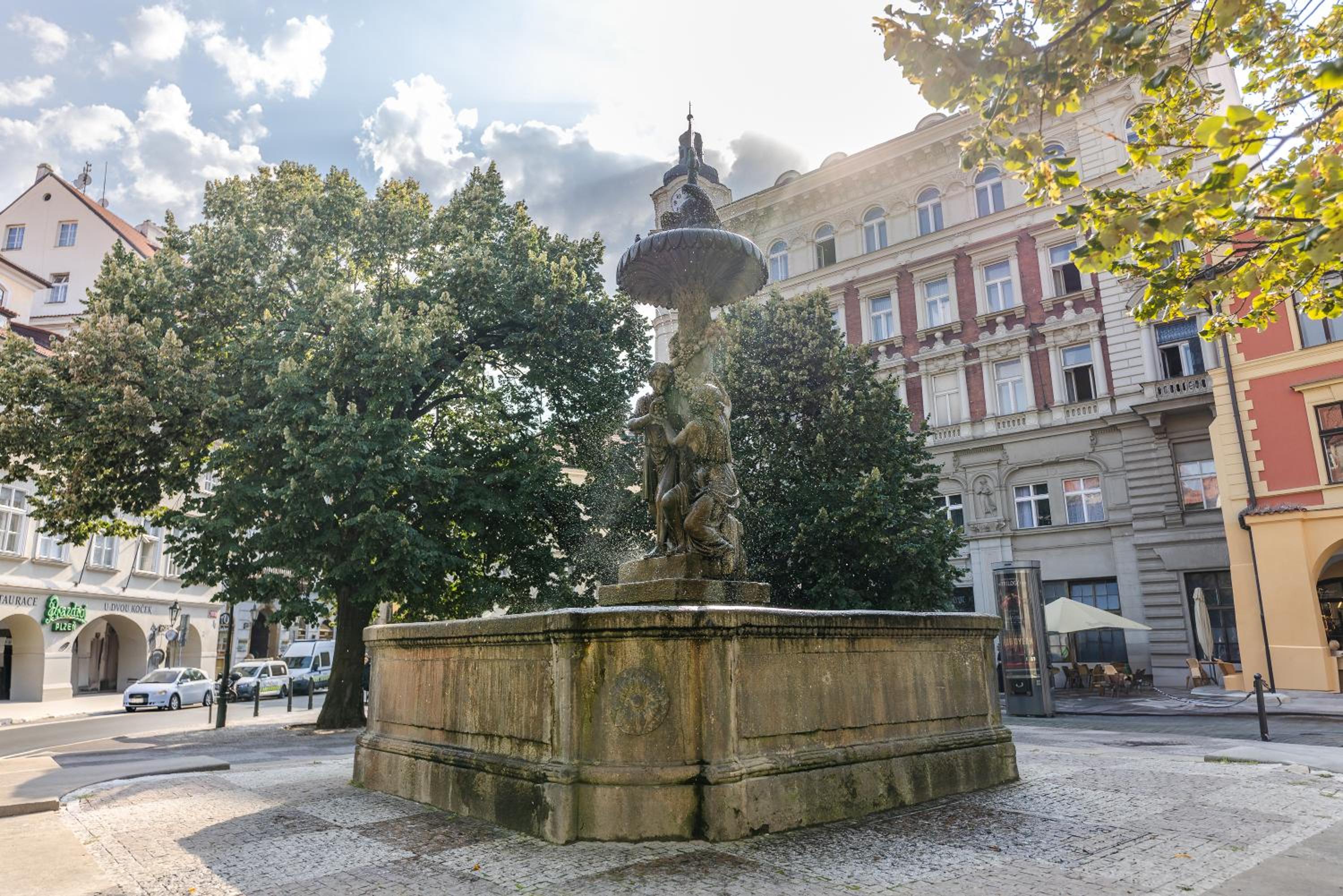 Luxury 2BR Apartment in Old Town with AC by EasyBNB Premium