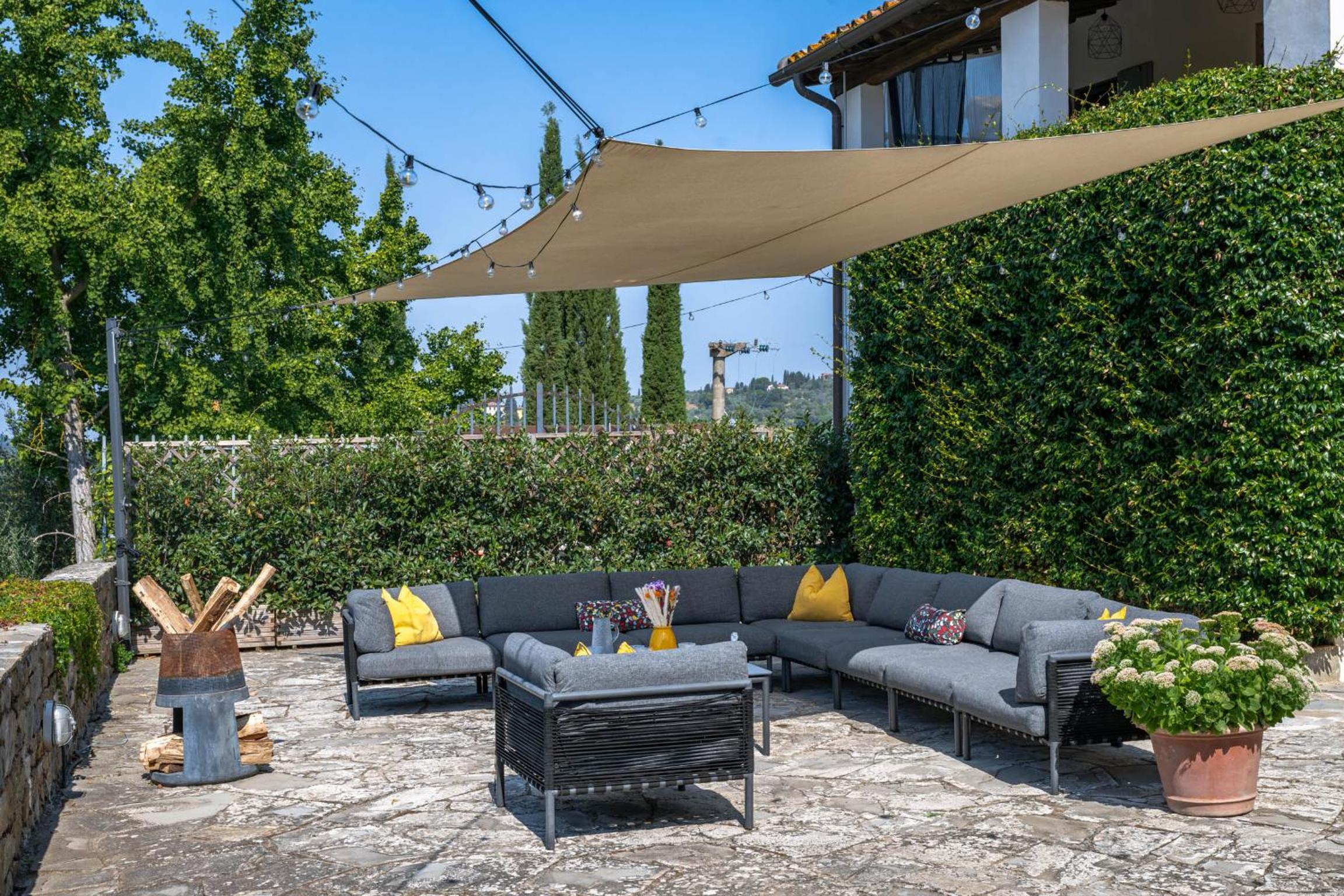 Apartments Florence - Villa Fonte Morgana with pool