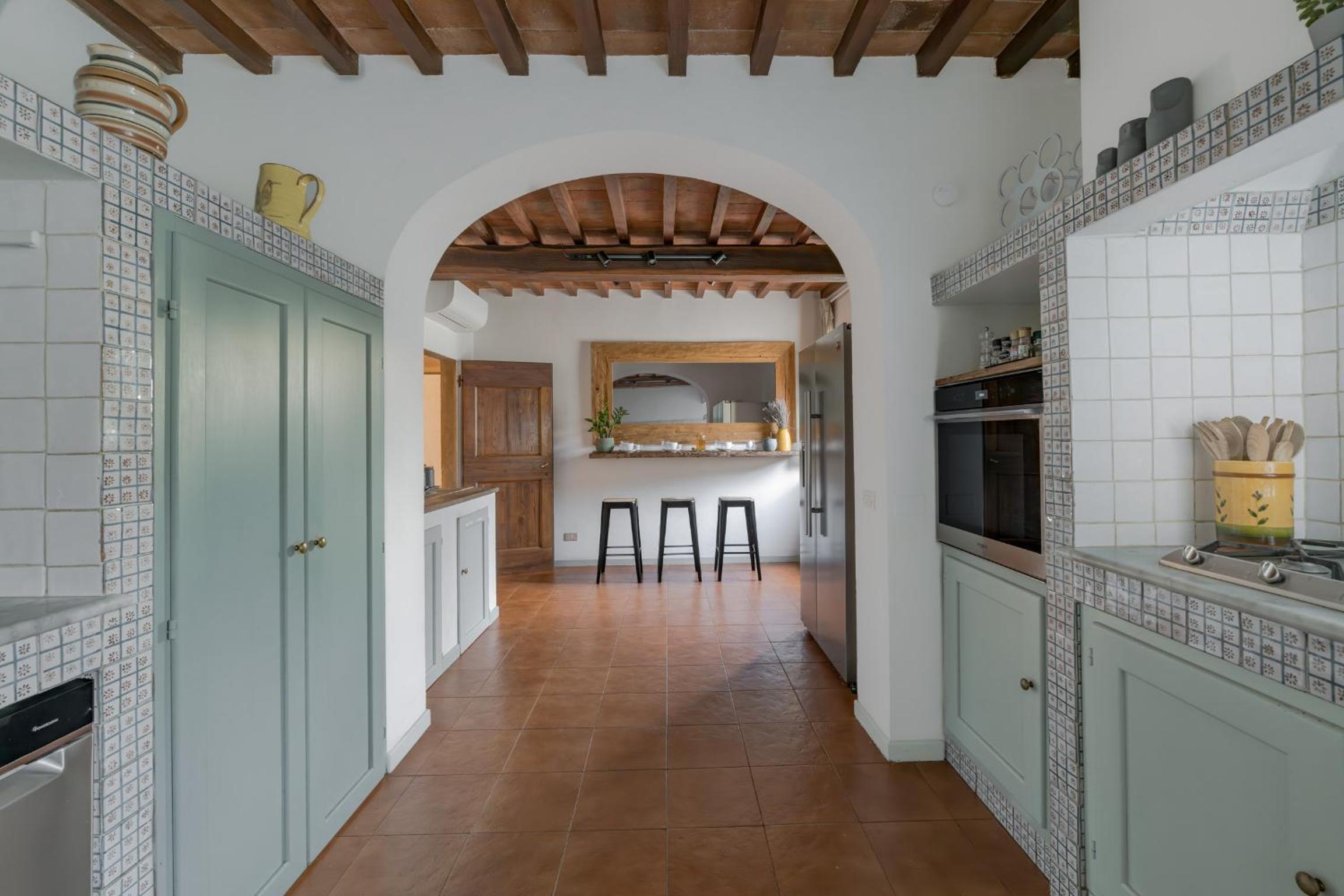 Apartments Florence - Villa Fonte Morgana with pool