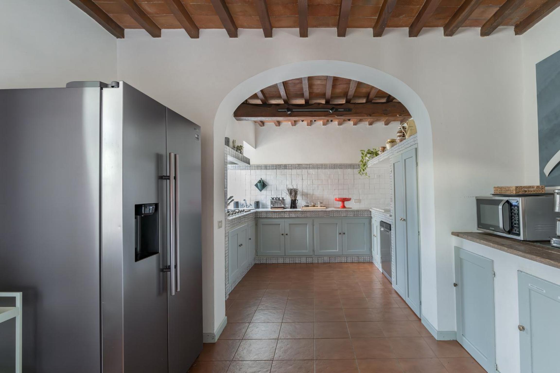 Apartments Florence - Villa Fonte Morgana with pool