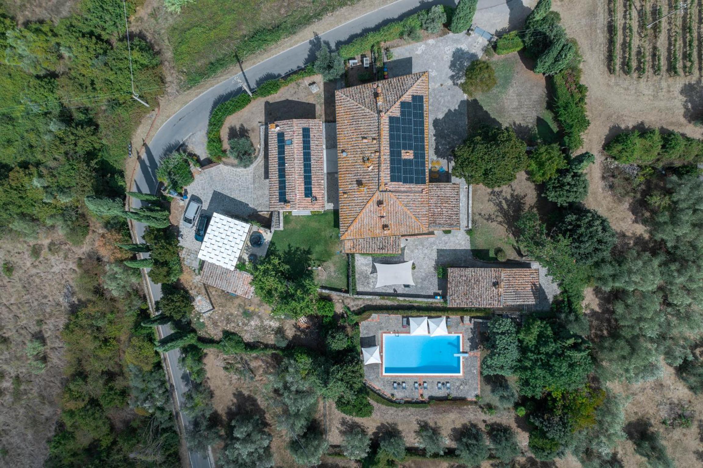 Apartments Florence - Villa Fonte Morgana with pool