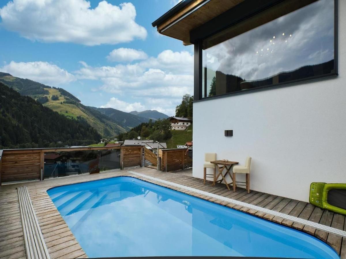 SKYLINE Villa VIEHHOFEN