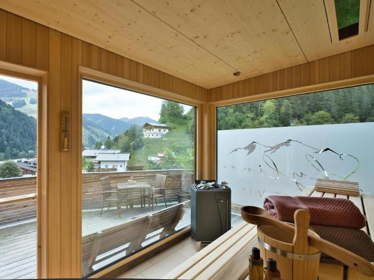 SKYLINE Villa VIEHHOFEN