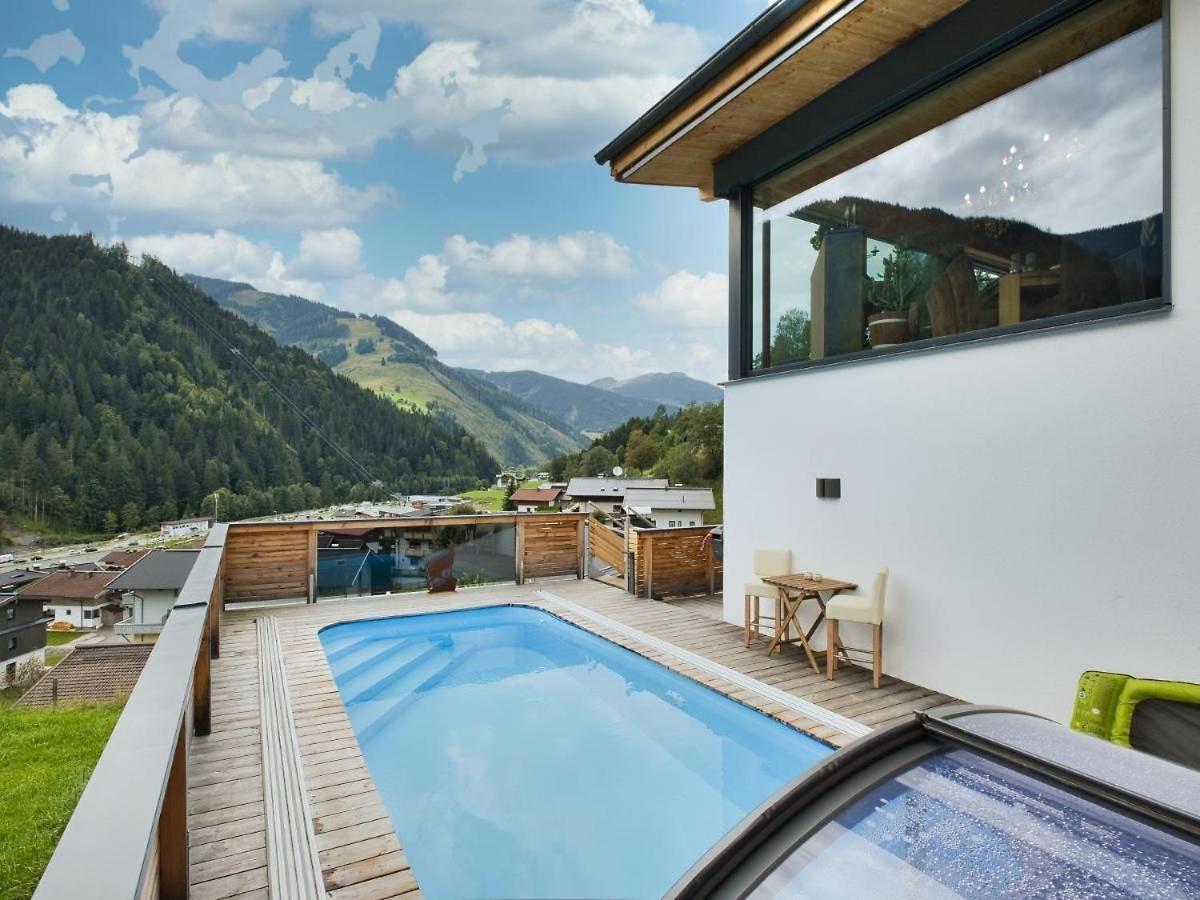 SKYLINE Villa VIEHHOFEN