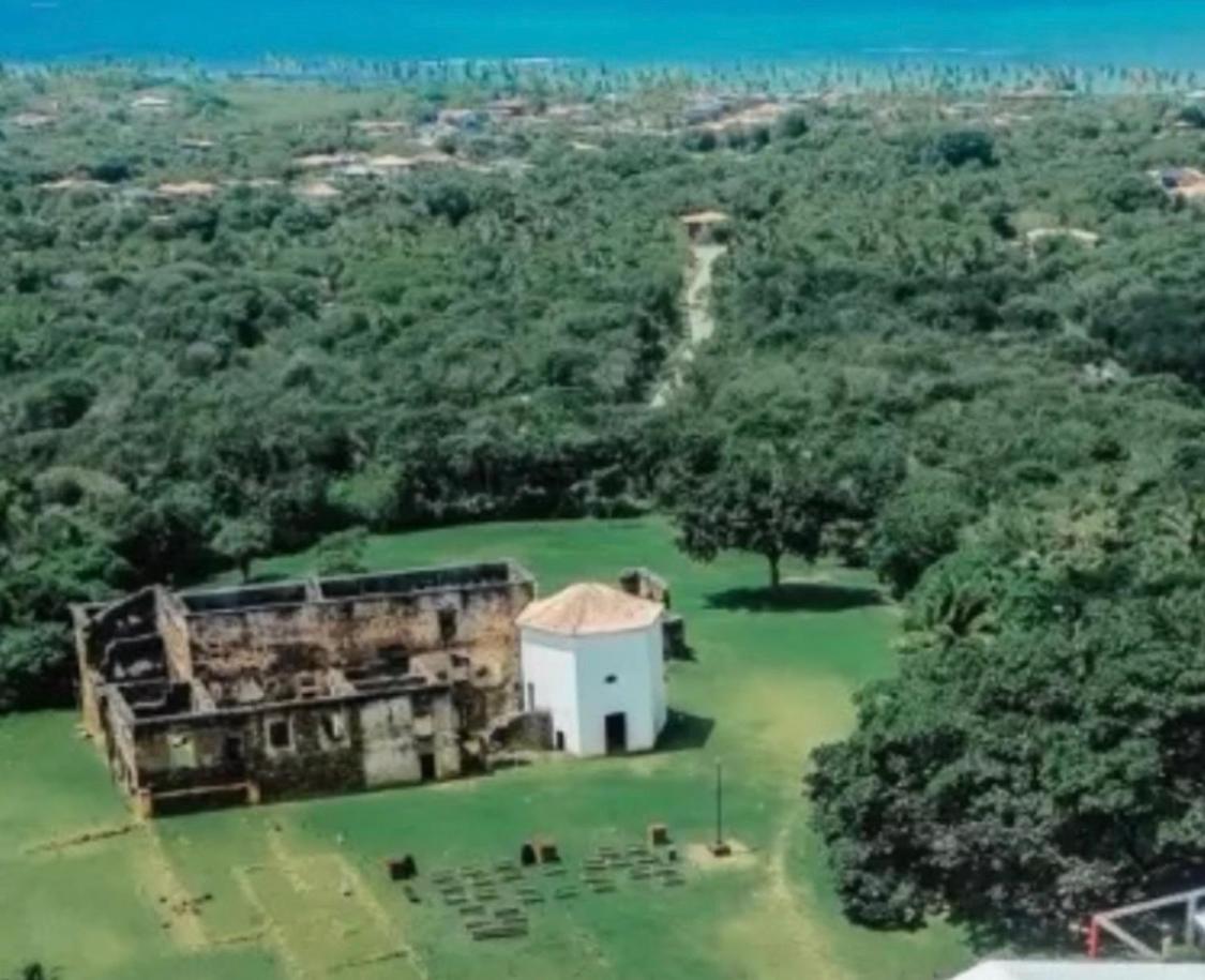Casa Garden - Praia do Forte - 5 suítes com serviço de diarista incluso