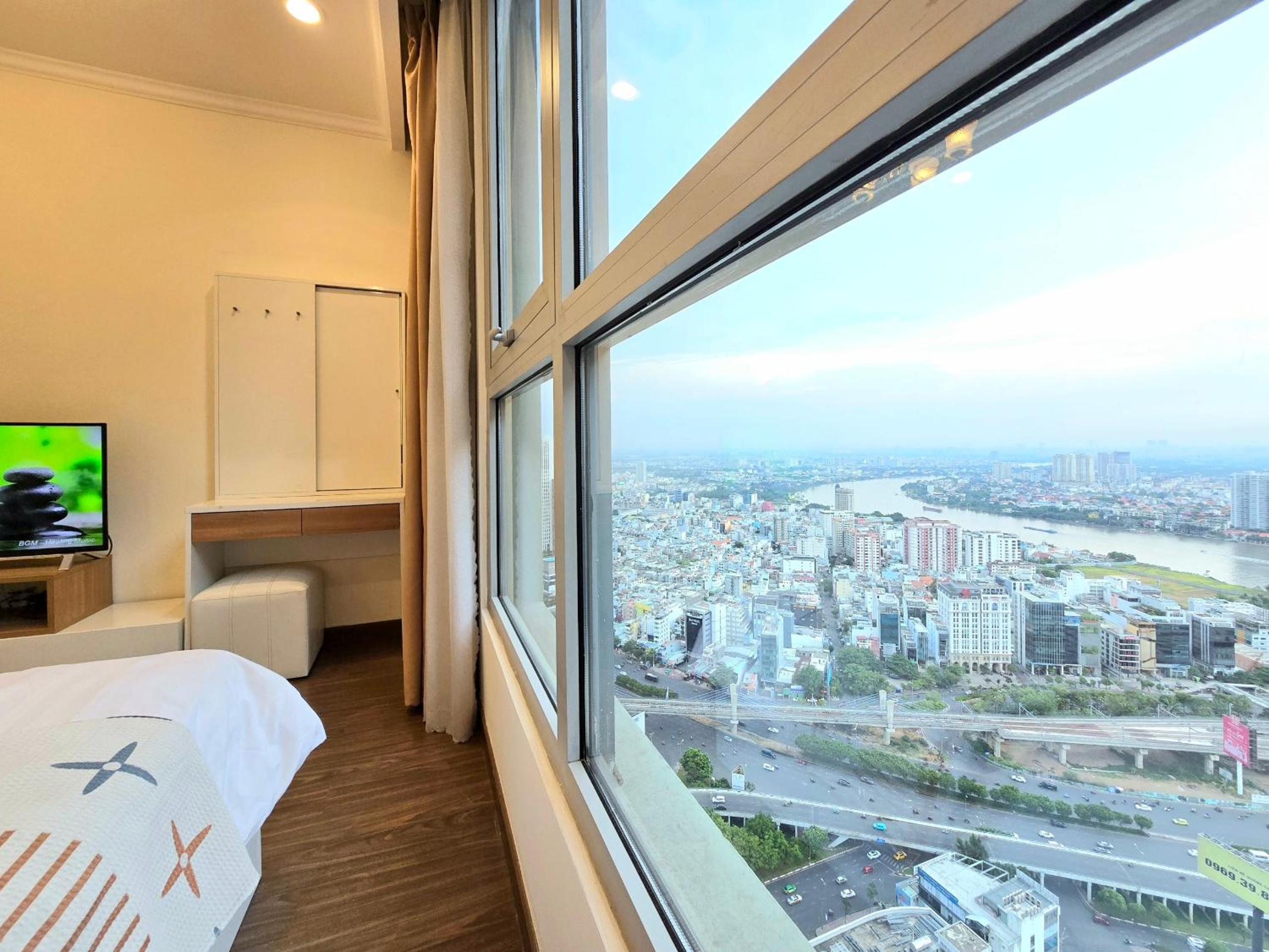 Vinhomes Central Park Premier Apartment