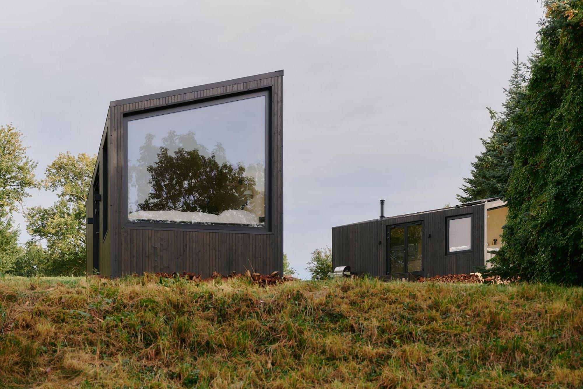 Raus Tiny House am See mit Sauna und Whirlpool